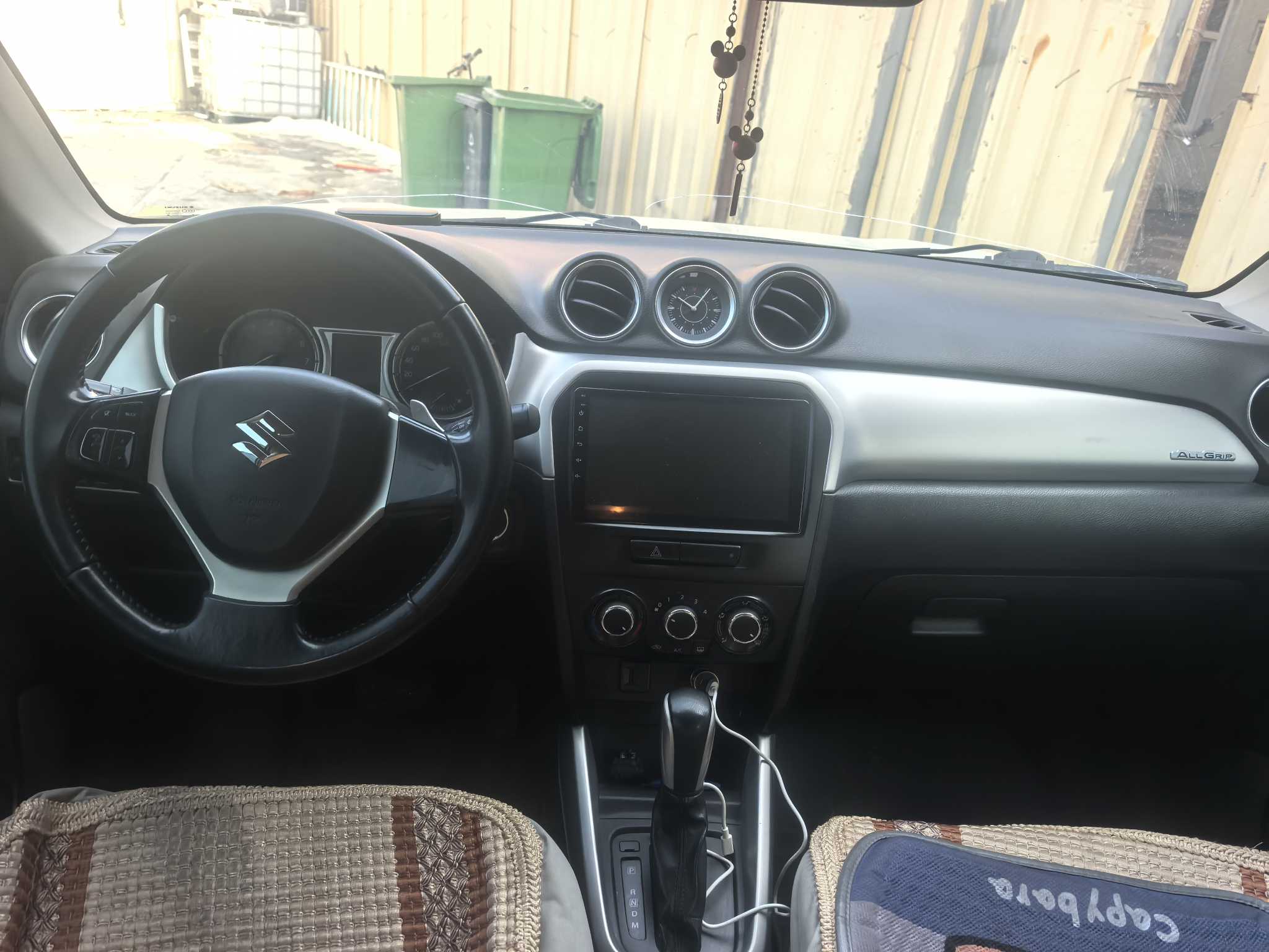 Suzuki Vitara 2019 imagen de coche #5