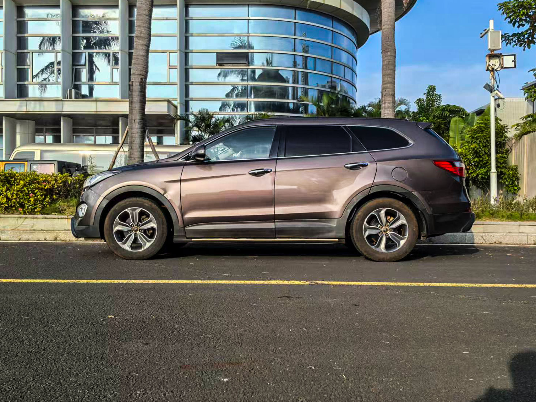 Hyundai Grand Santa Fe 2015 #5 Hyundai Grand Santa Fe 2015 car image #5