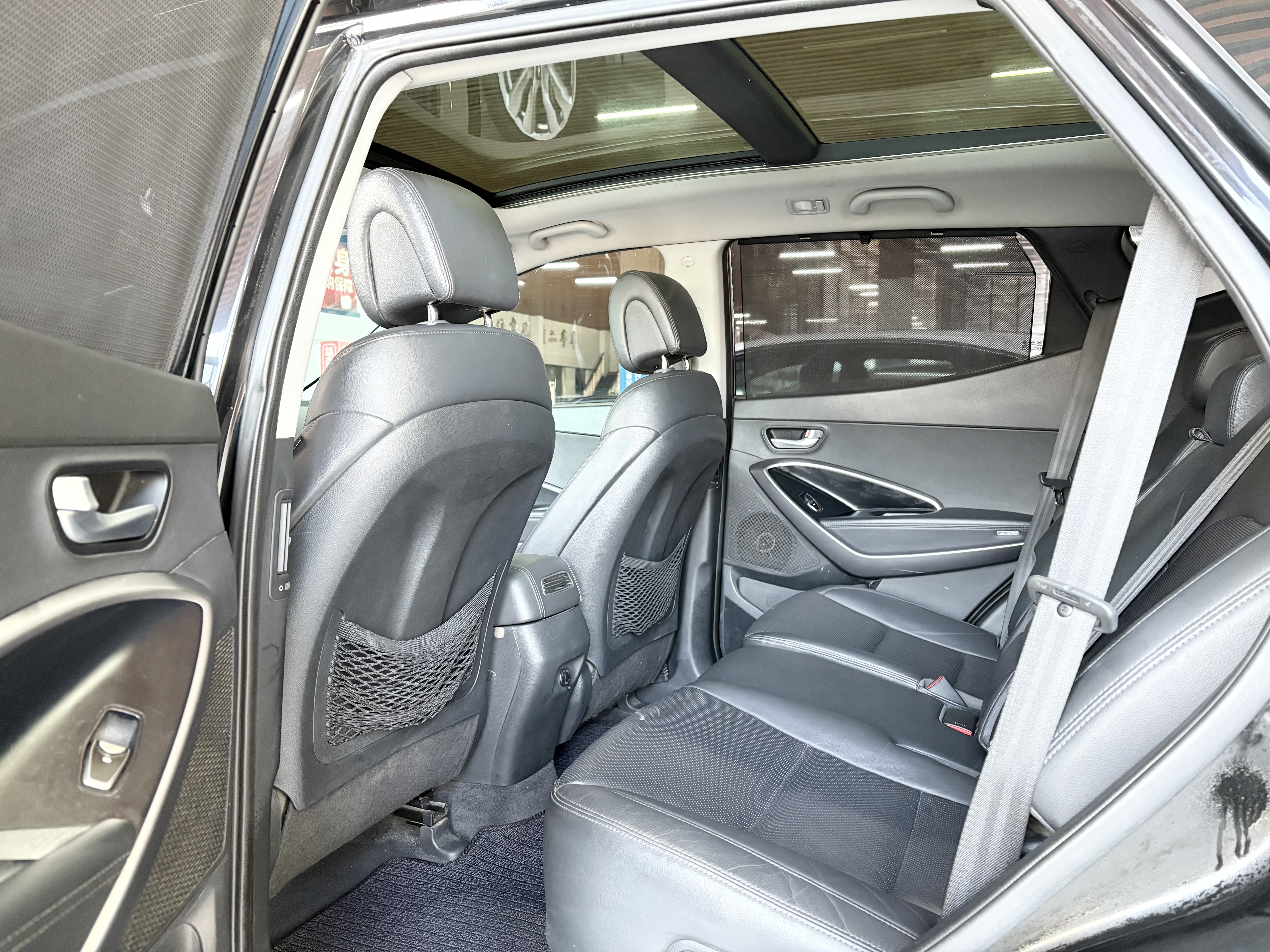 Hyundai Santa Fe 2015 car image #5