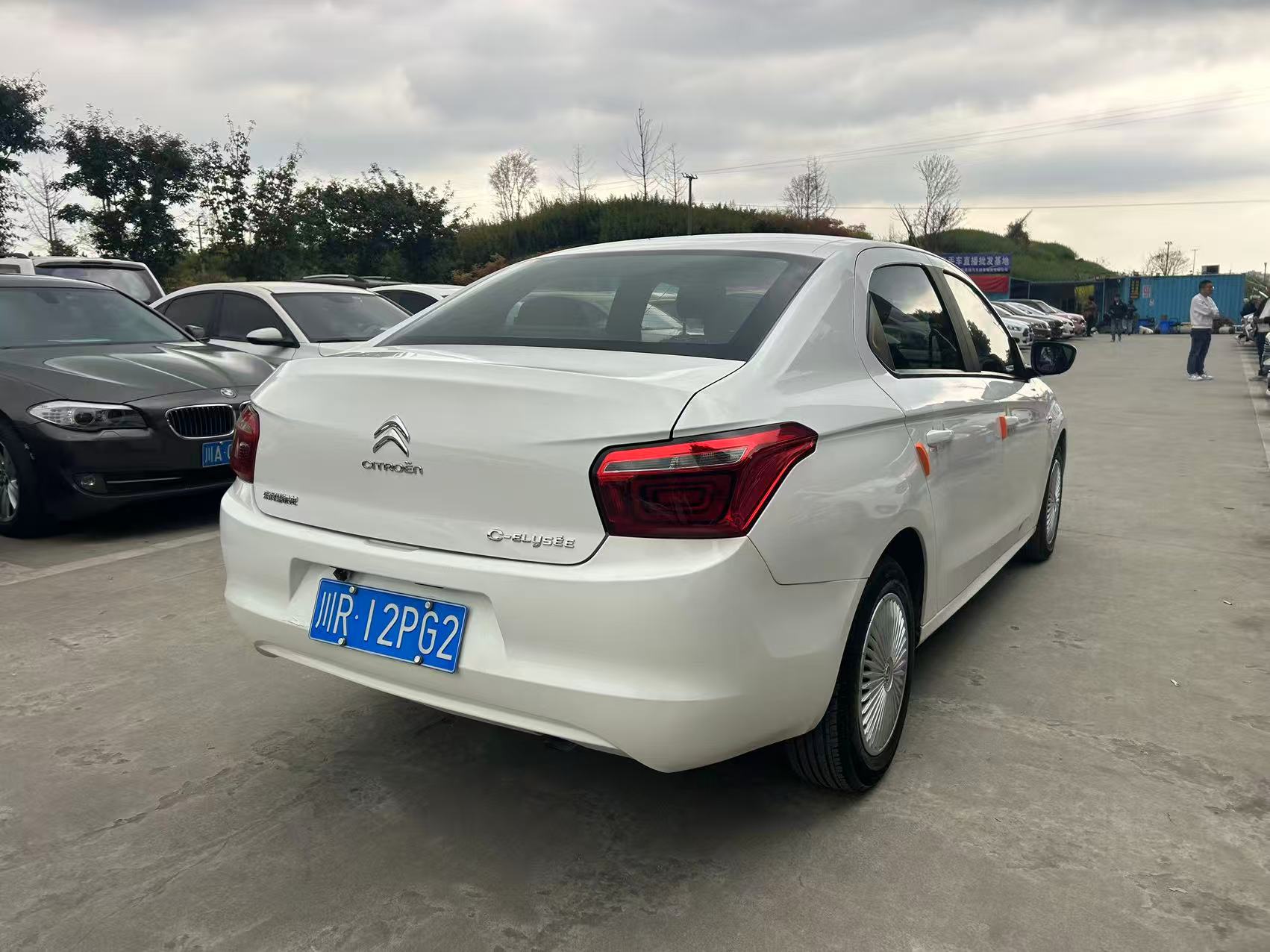 Citroen C-Elysée 2018 imagem de carro #5