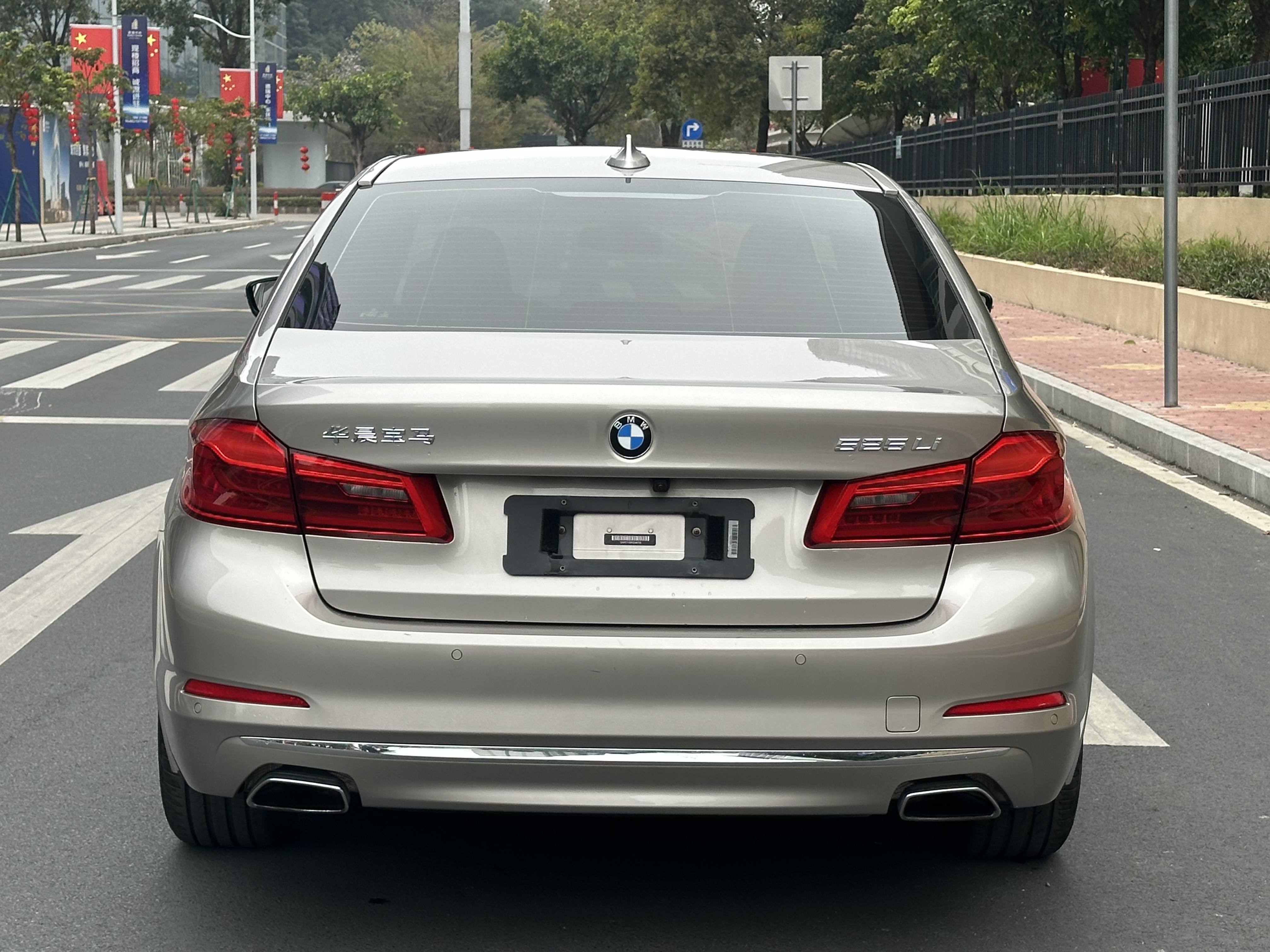 BMW 5 Series 2019 #5 BMW 5 Series 2019 car image #5