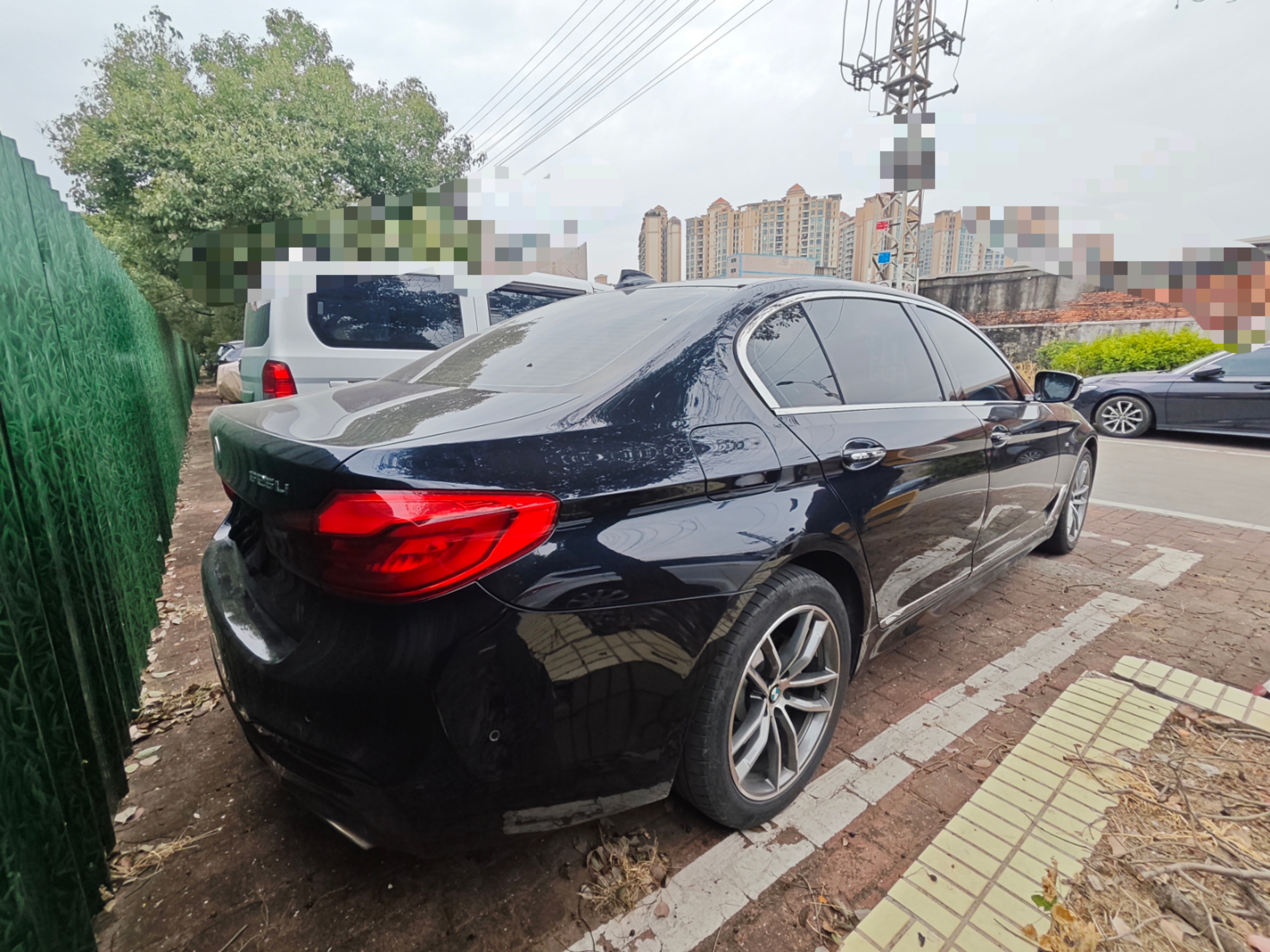 BMW M760Le 2019 immagine di auto #5