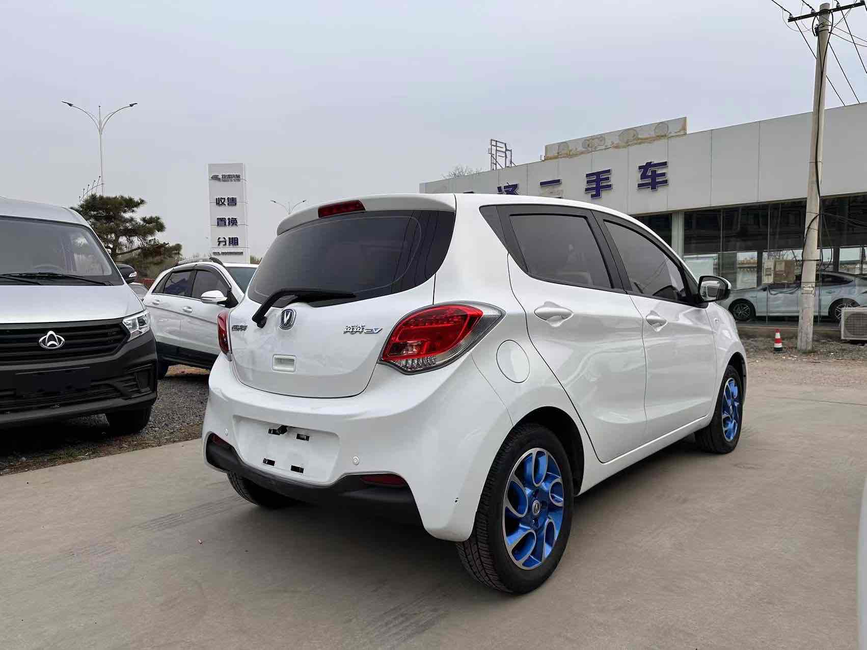 Changan BenBen EV 2018 car image #5