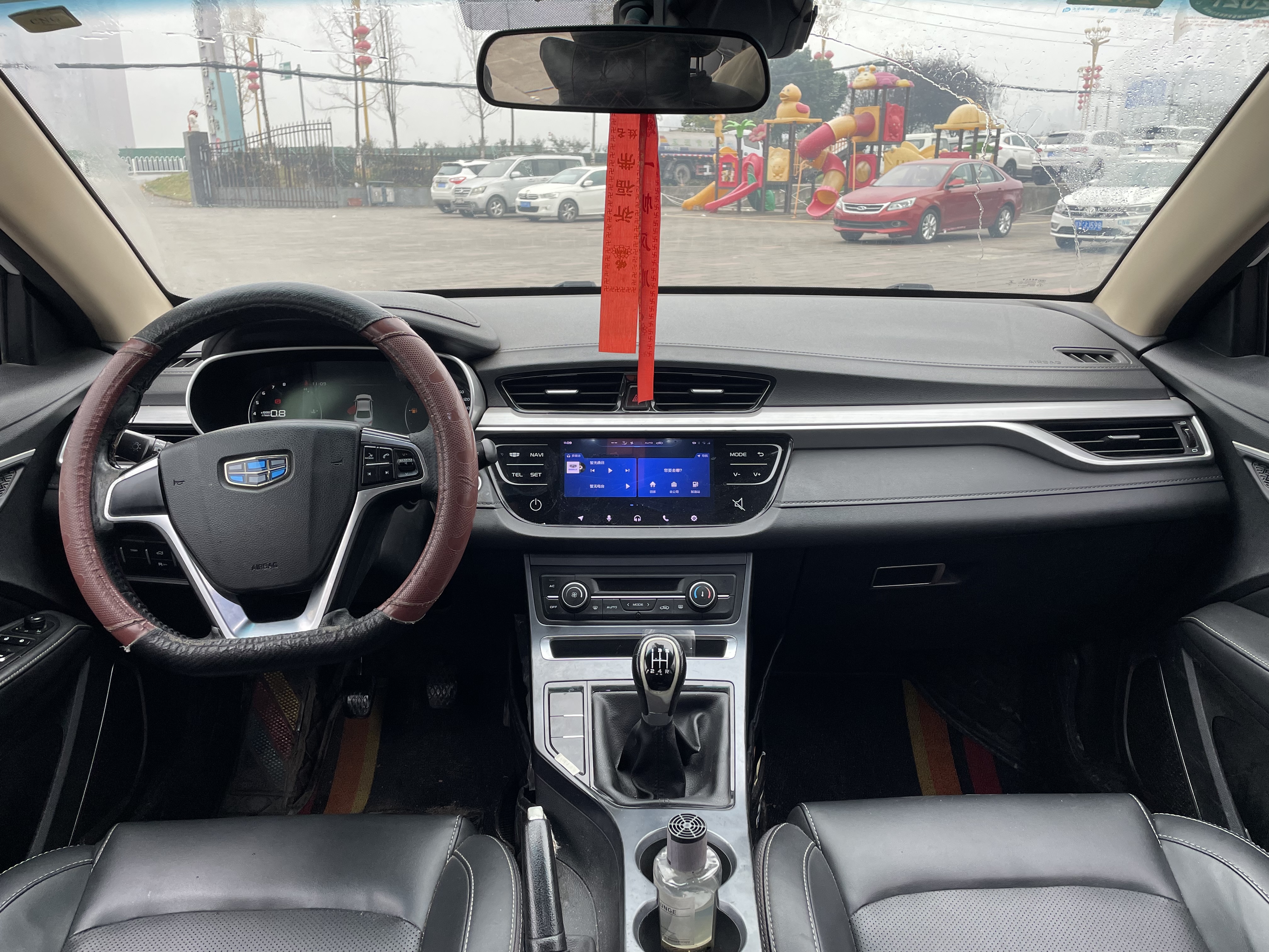GEELY Emgrand 2019 #5 GEELY Emgrand 2019 car image #5