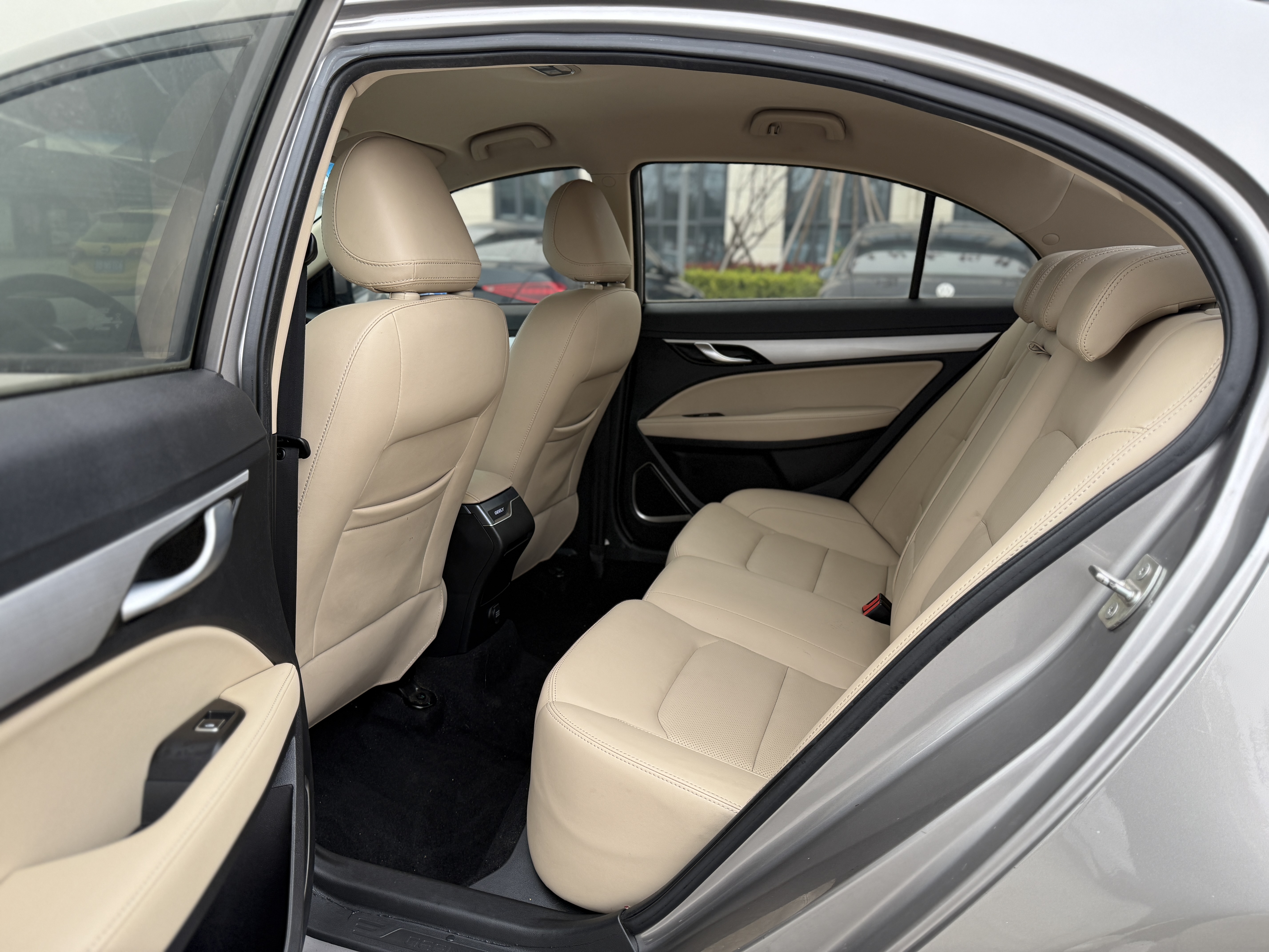 GEELY Emgrand 2019 #5 GEELY Emgrand 2019 car image #5