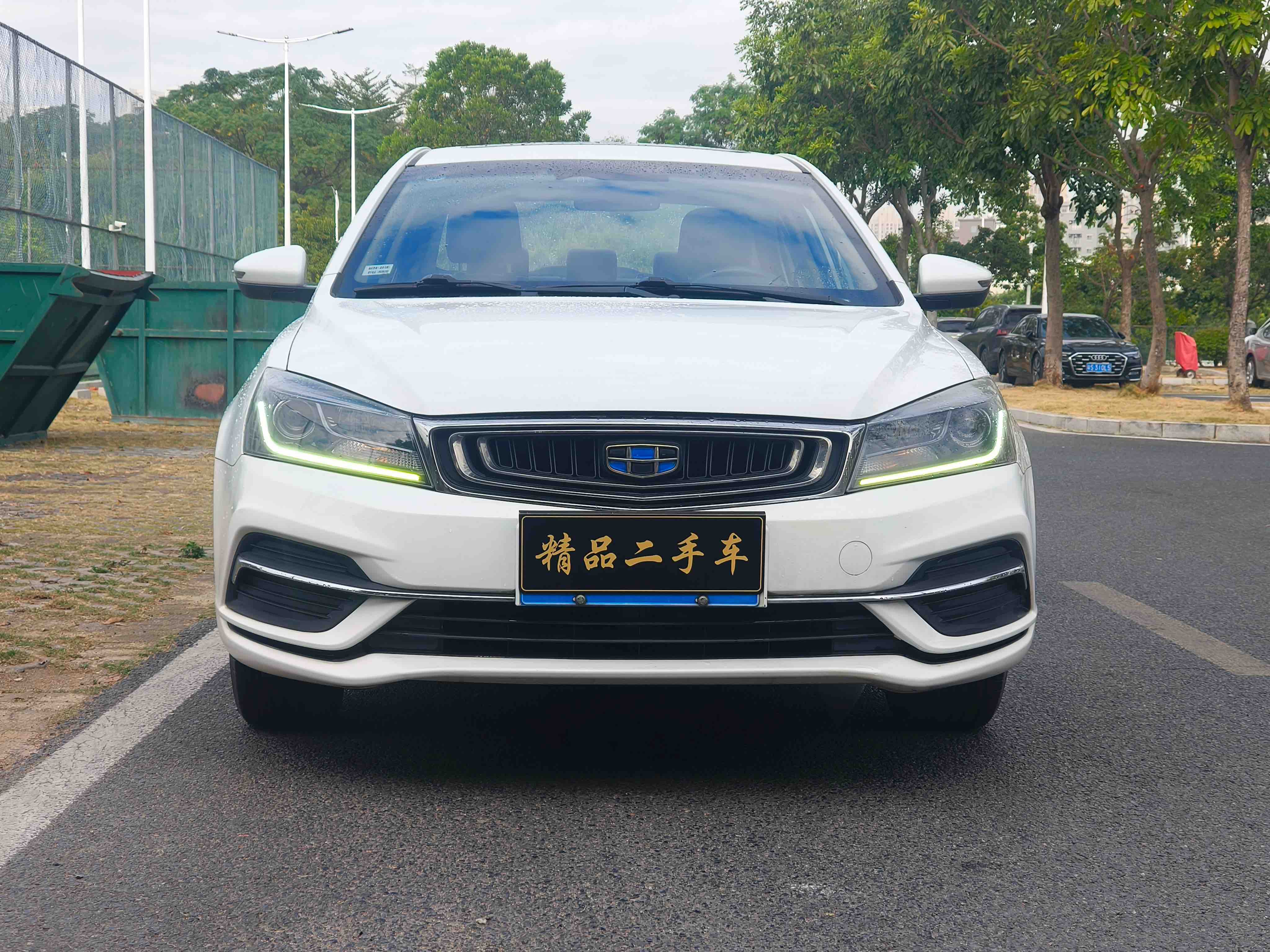 Emgrand 2018 #5 Emgrand 2018 car image #5