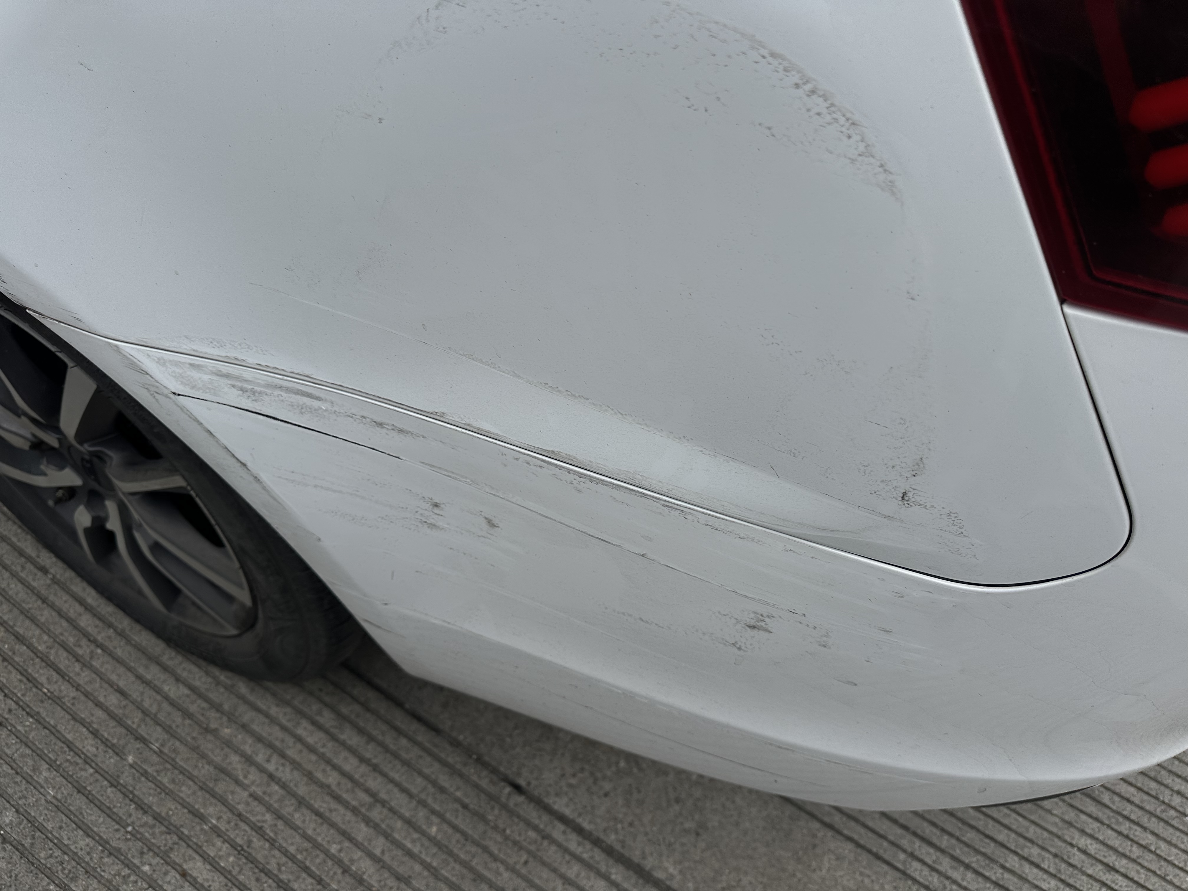 GEELY Emgrand 2020 car image #5