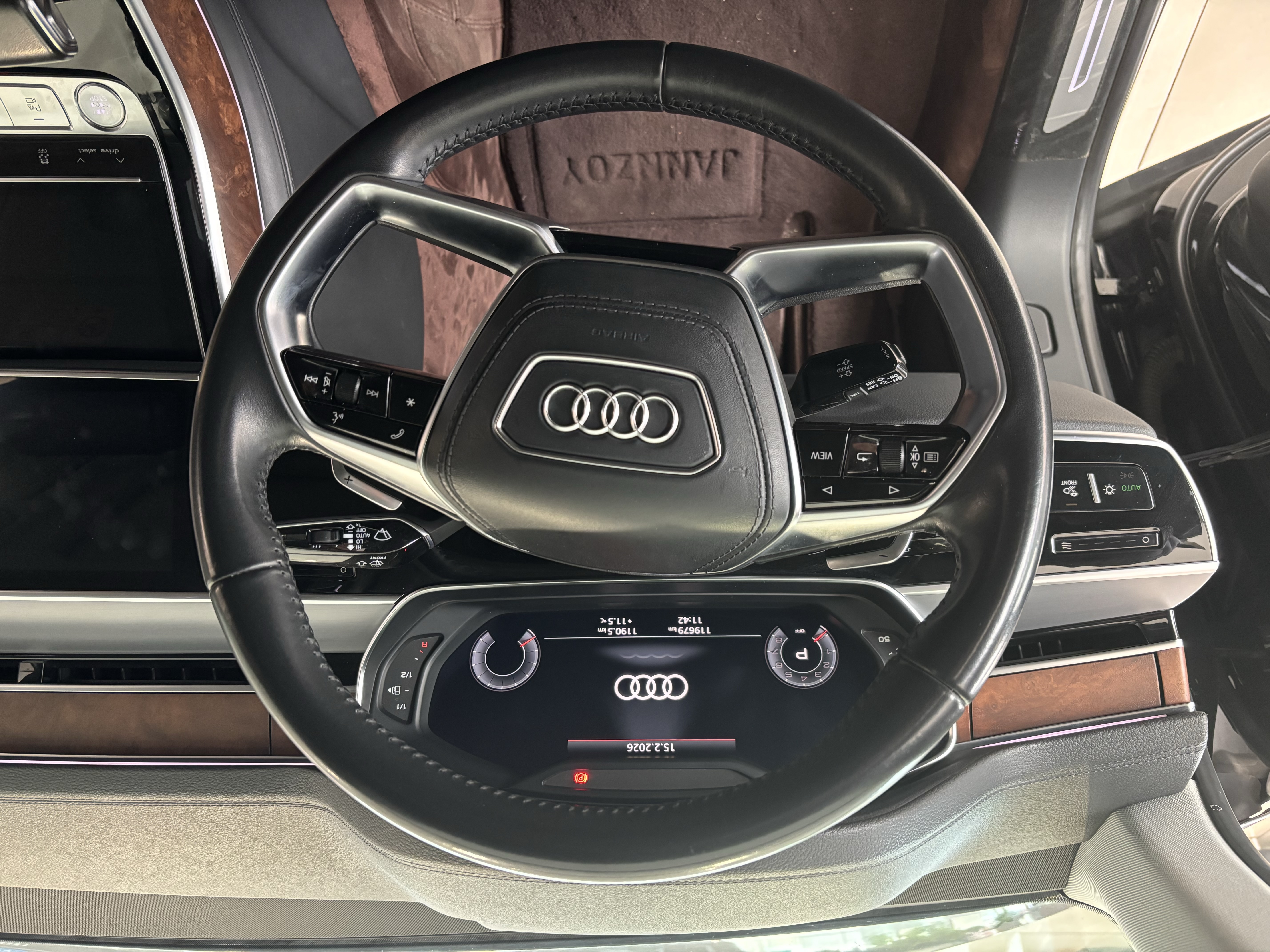 Audi A8 2019 car image #5