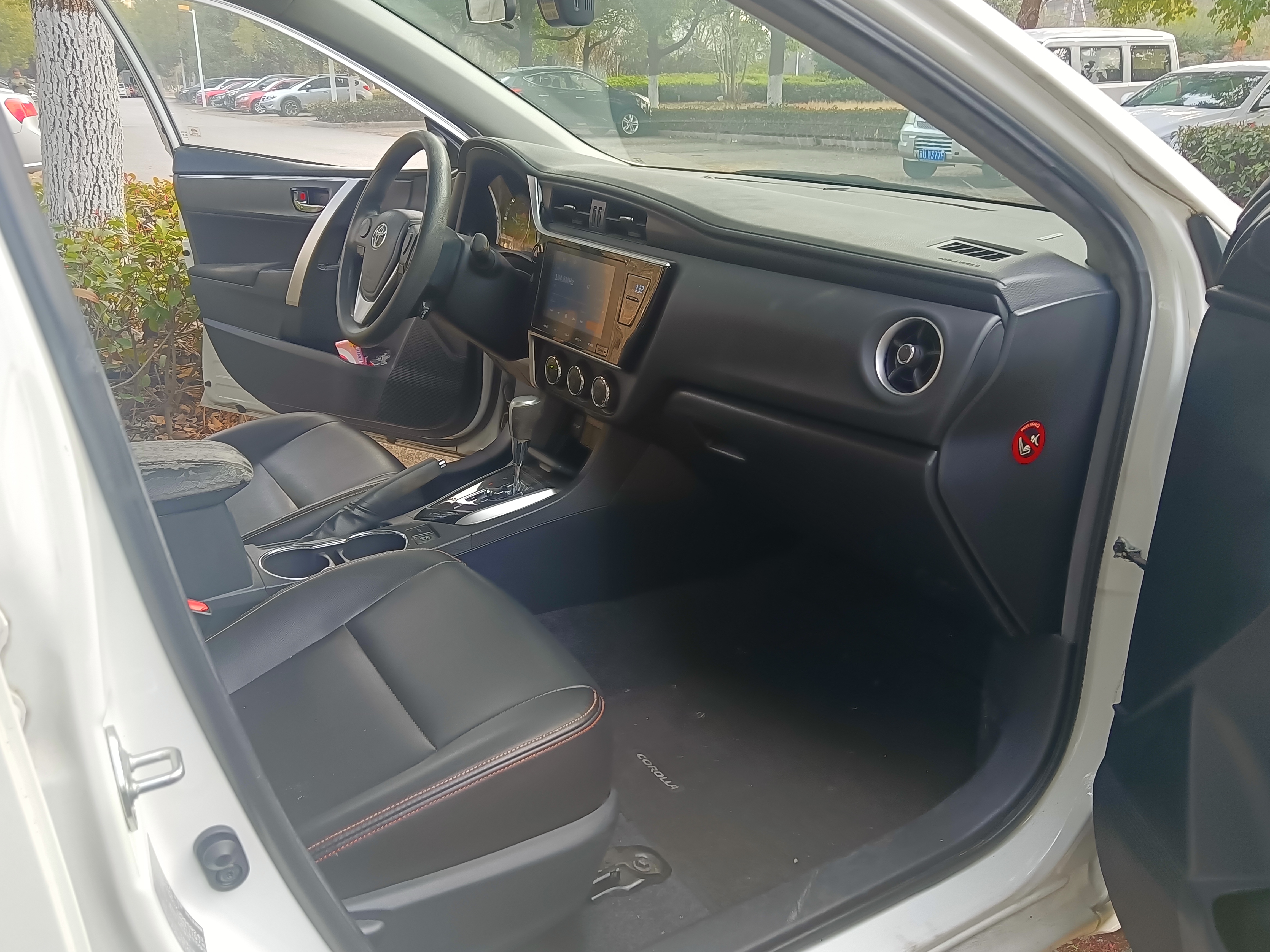 Toyota Corolla 2018 car image #5