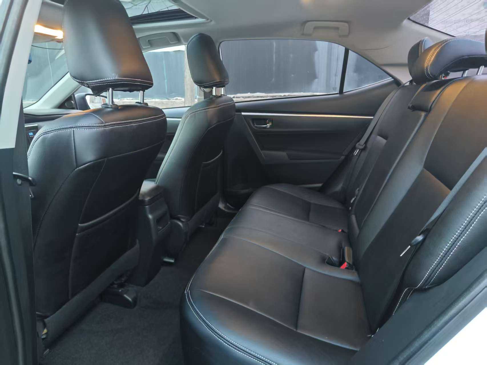 Corolla 2018 car image #5