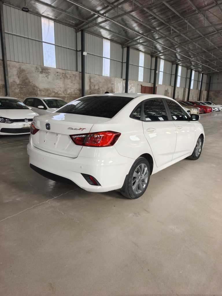 Changan Eado DT 2018 #5 Changan Eado DT 2018 car image #5