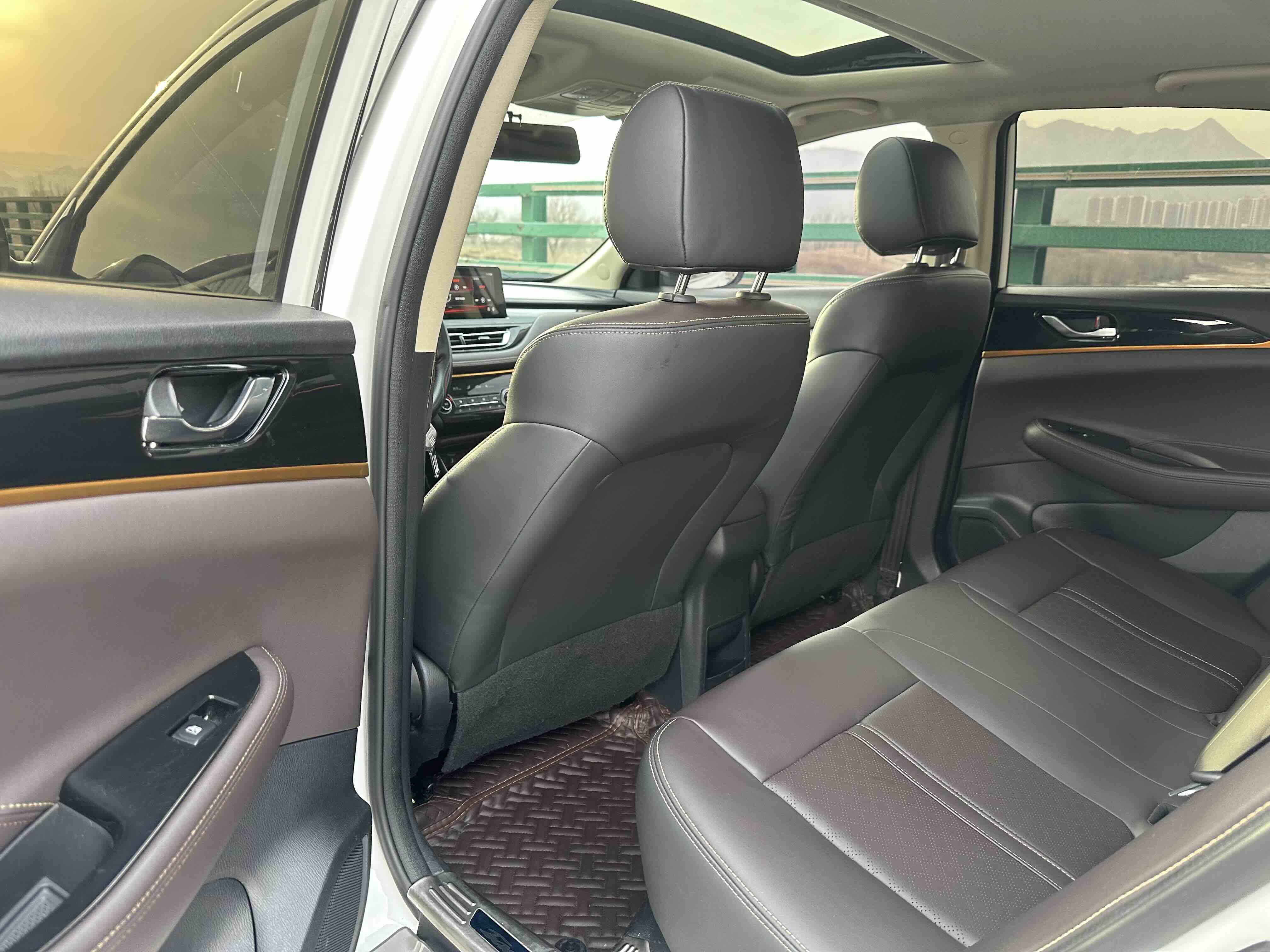 Changan Eado DT 2018 صورة سيارة #5