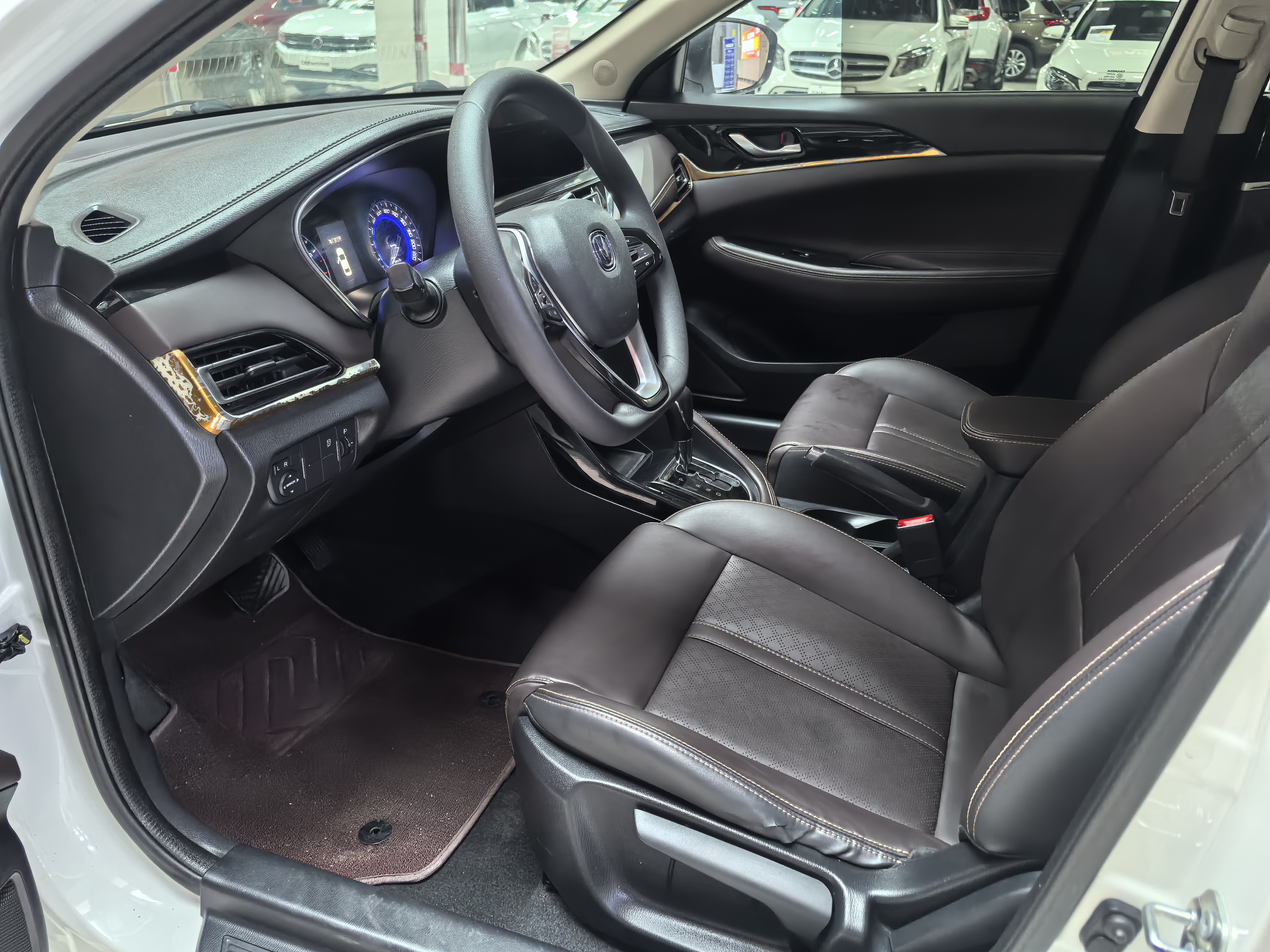 Changan Eado DT 2018 #5 Changan Eado DT 2018 car image #5