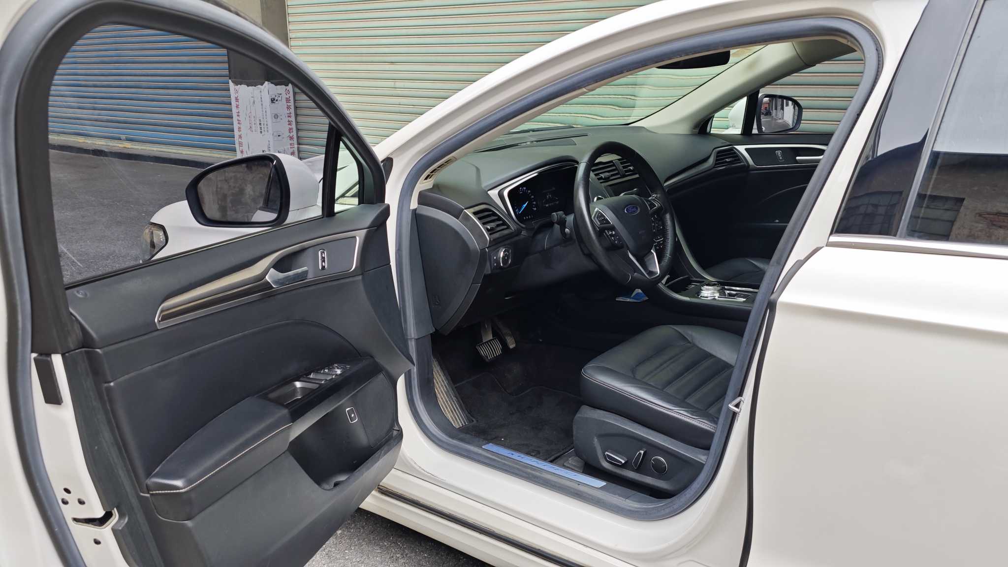 Ford Mondeo New Energy 2018 #5 Ford Mondeo New Energy 2018 صورة سيارة #5