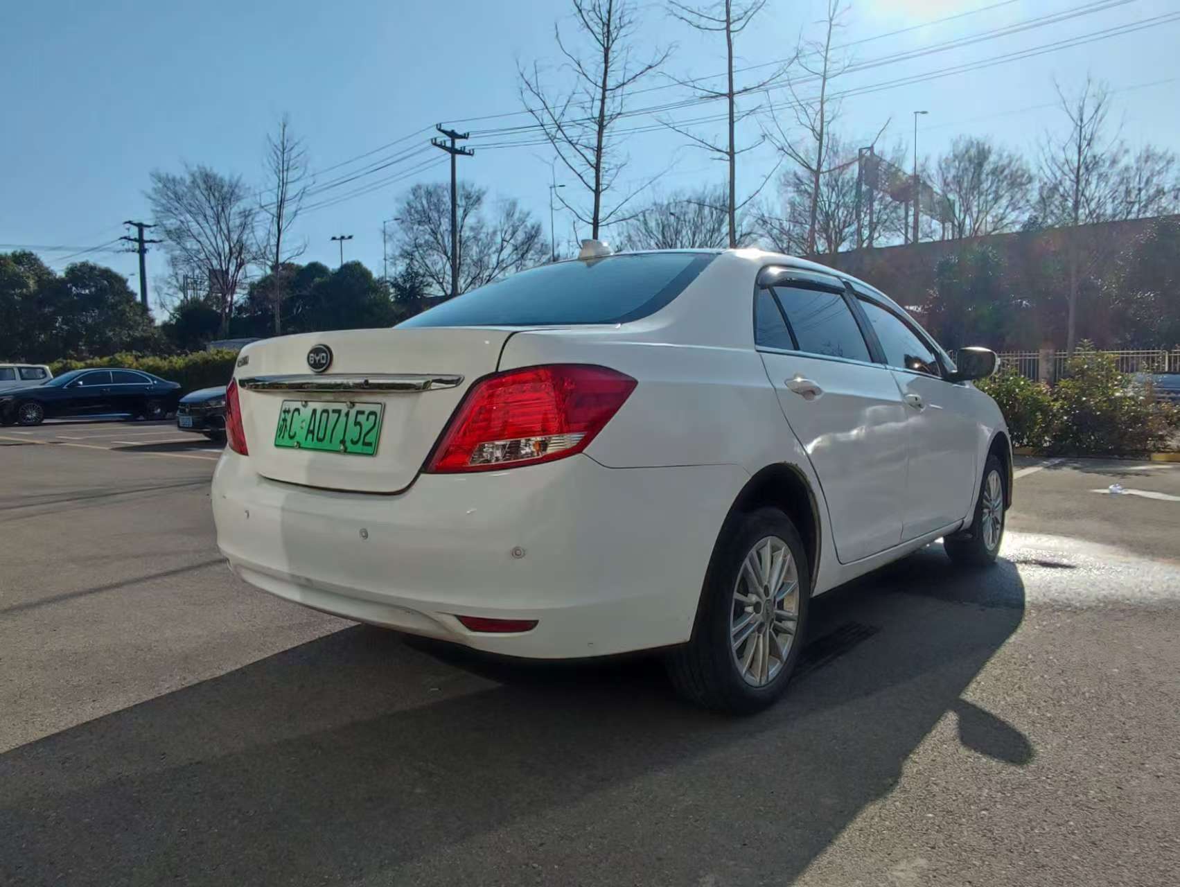 BYD e5 2019 car image #5