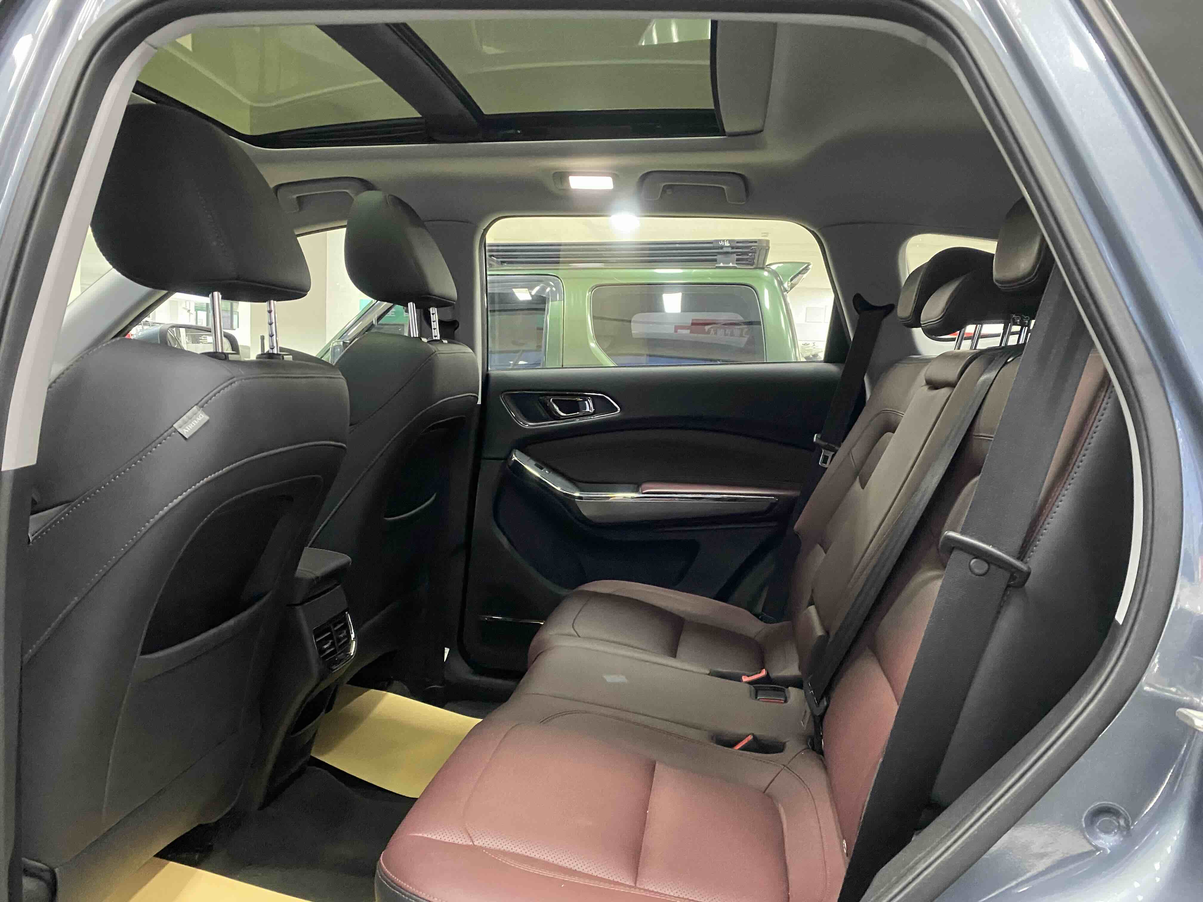 Tiggo 8 2018 #5 Tiggo 8 2018 car image #5
