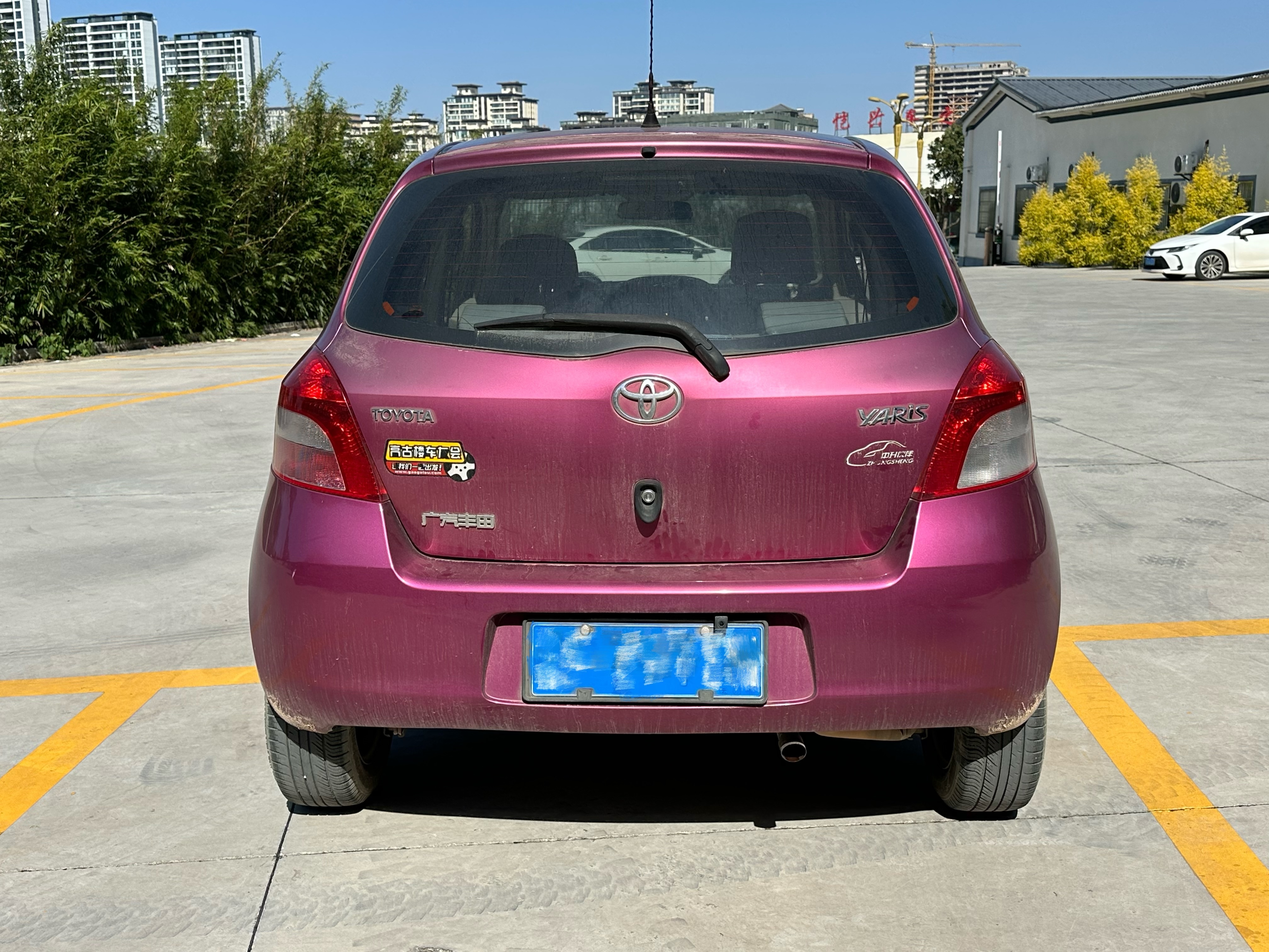 Toyota Yaris 2010 imagem de carro #5