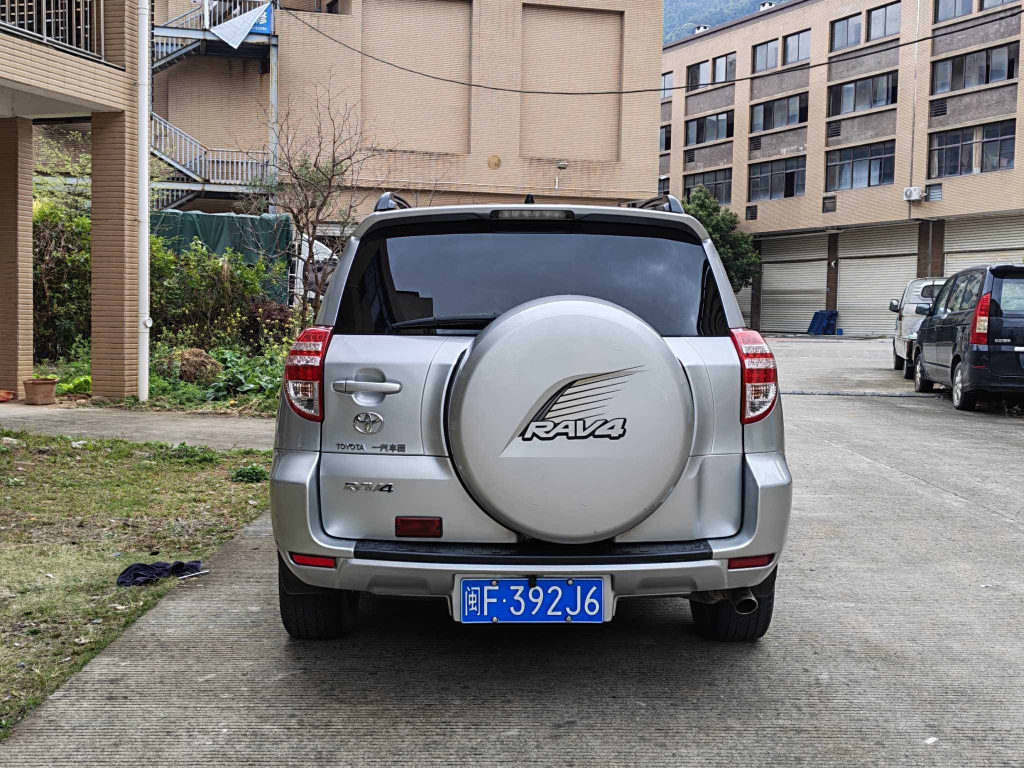 Toyota RAV4 2009 car image #5