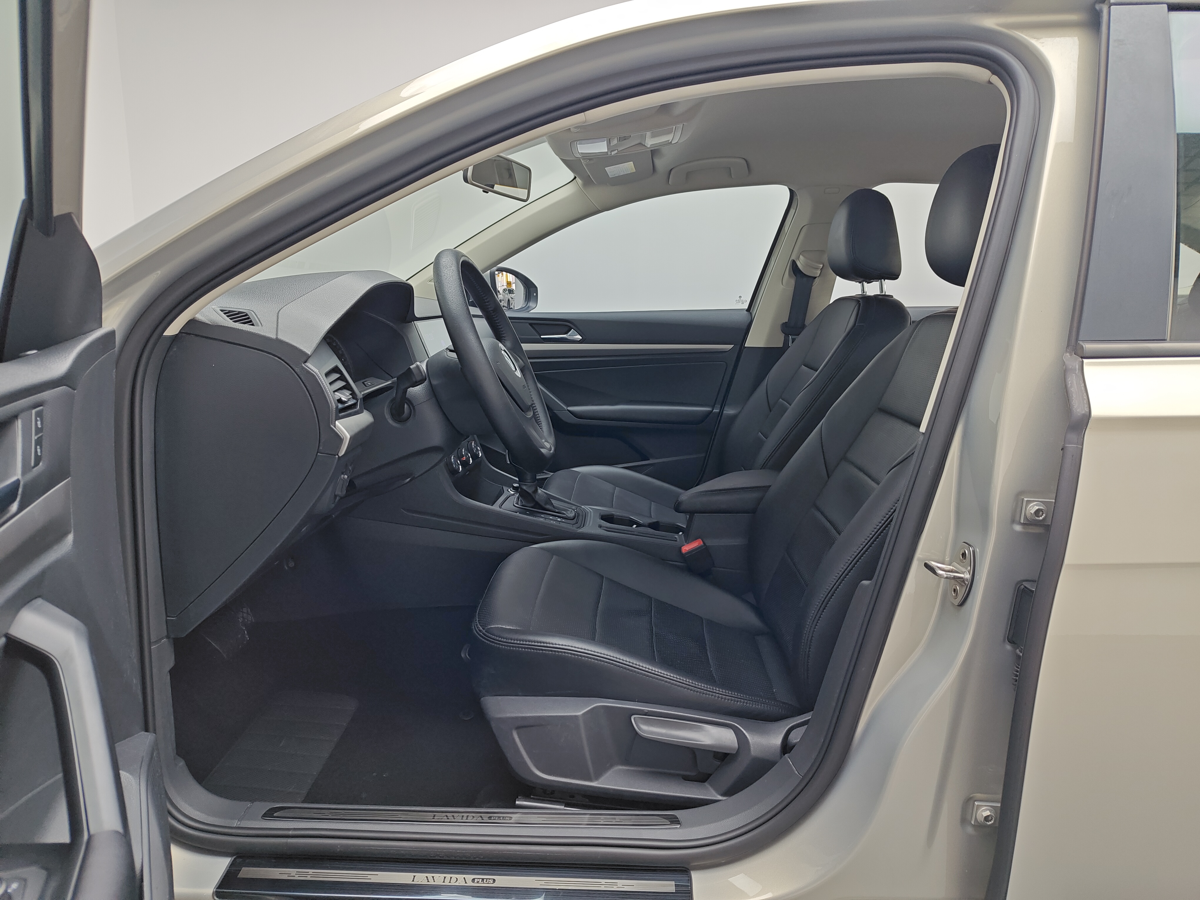 Volkswagen Lavida 2019 #5 Volkswagen Lavida 2019 car image #5