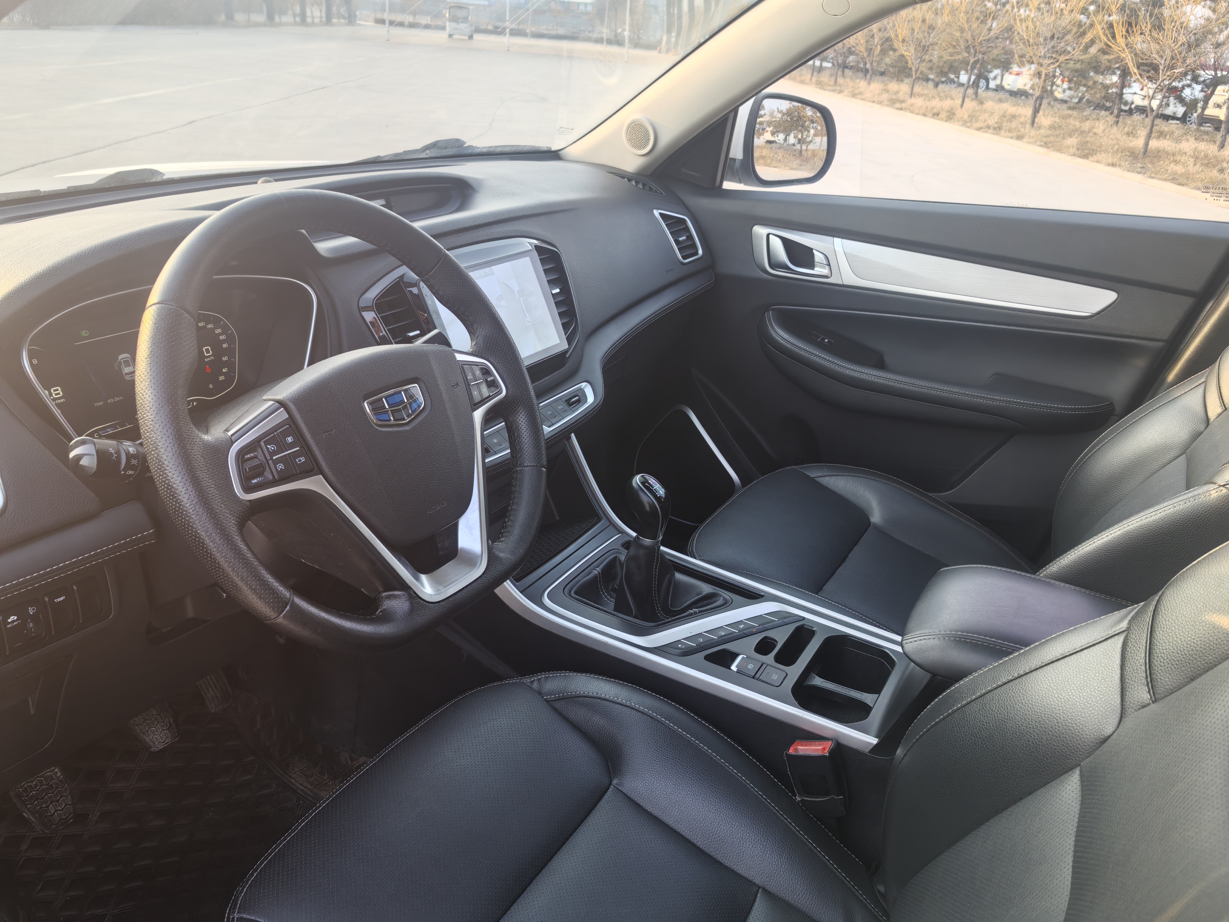 GEELY Vision X6 2018 car image #5