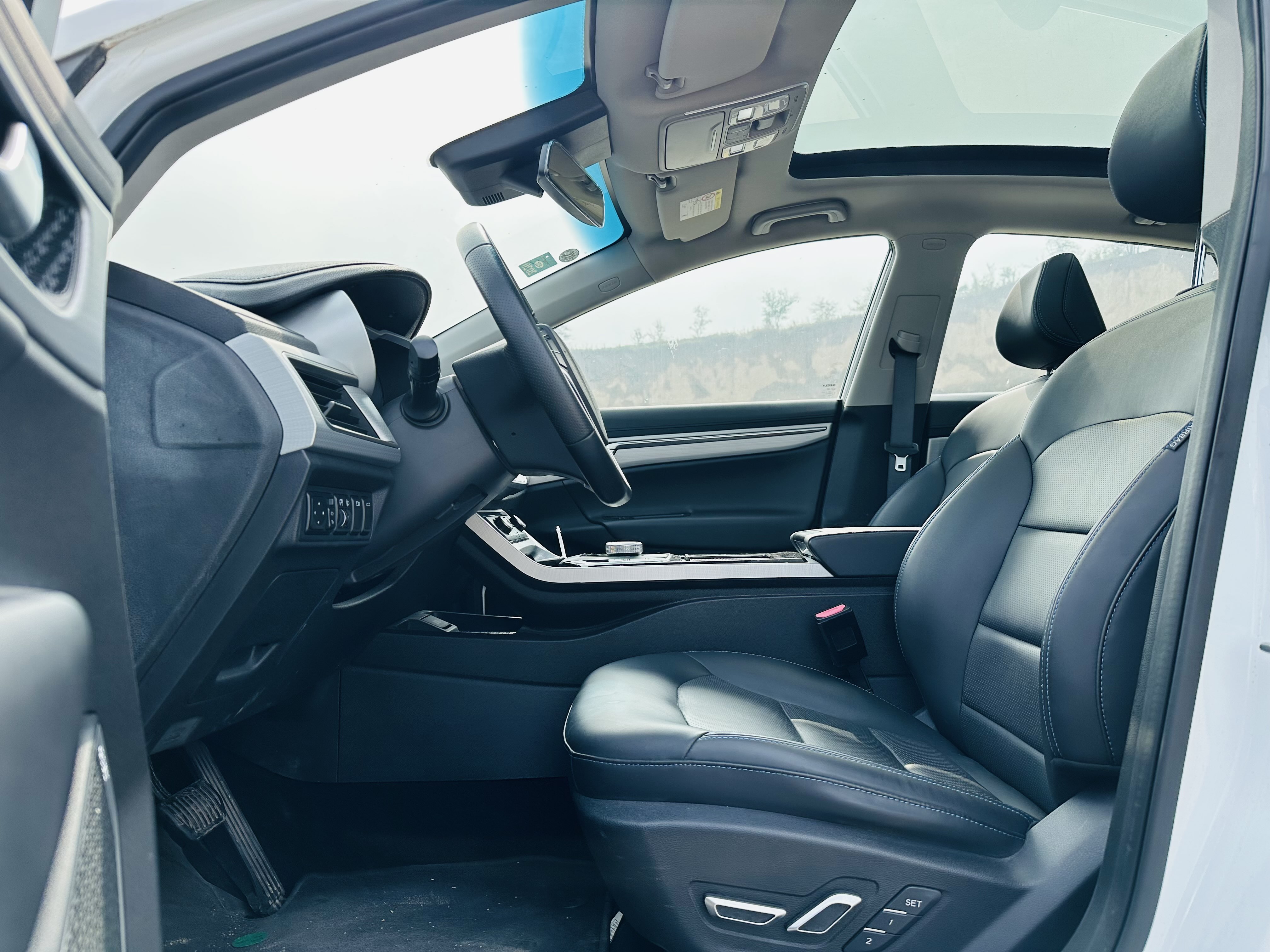 GEELY Emgrand GSe 2018 #5 GEELY Emgrand GSe 2018 car image #5