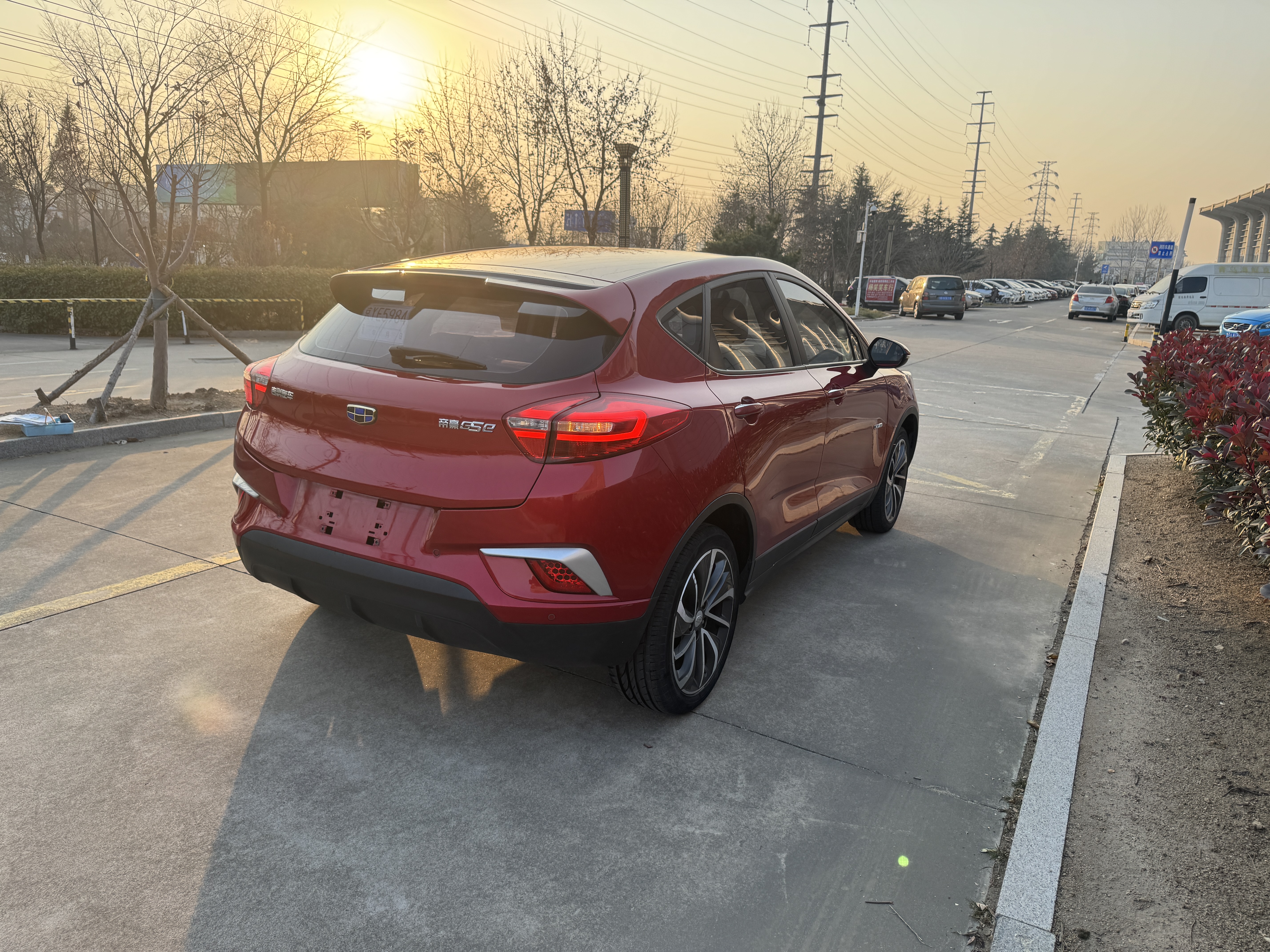 GEELY 2018 #5 GEELY 2018 car image #5