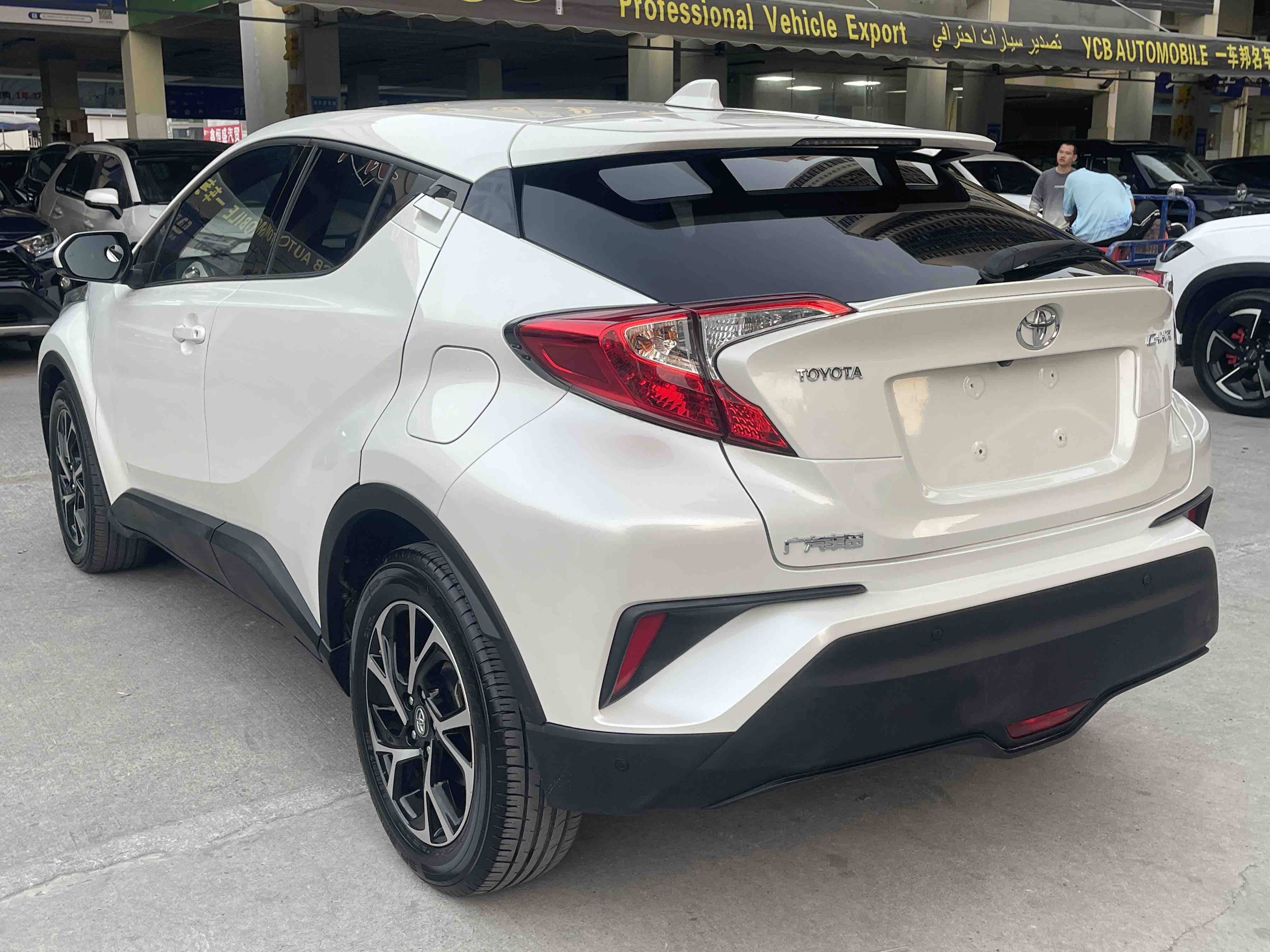 Toyota C-HR 2019 #5 Toyota C-HR 2019 immagine di auto #5