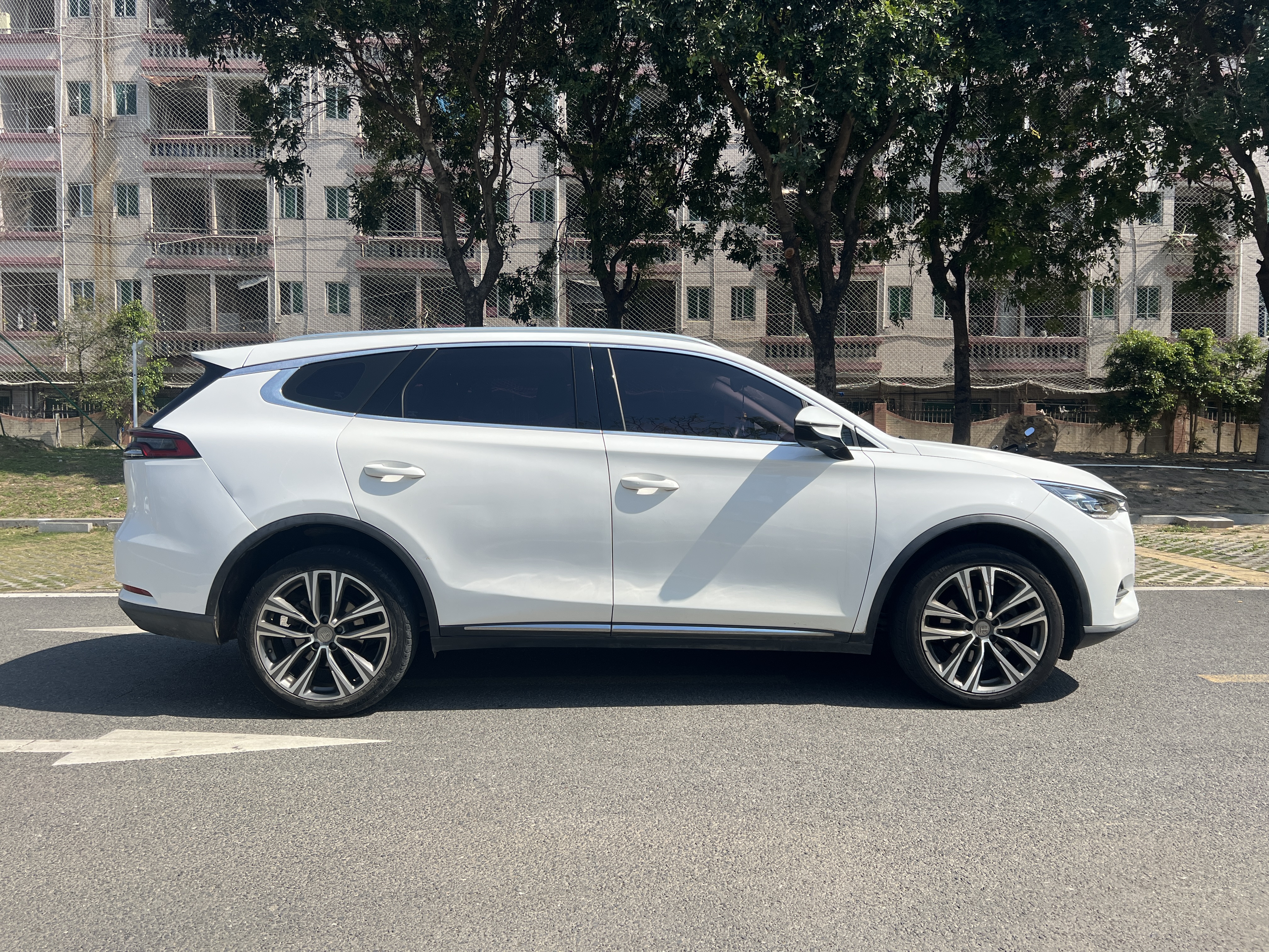 BYD Tang 2019 immagine di auto #5