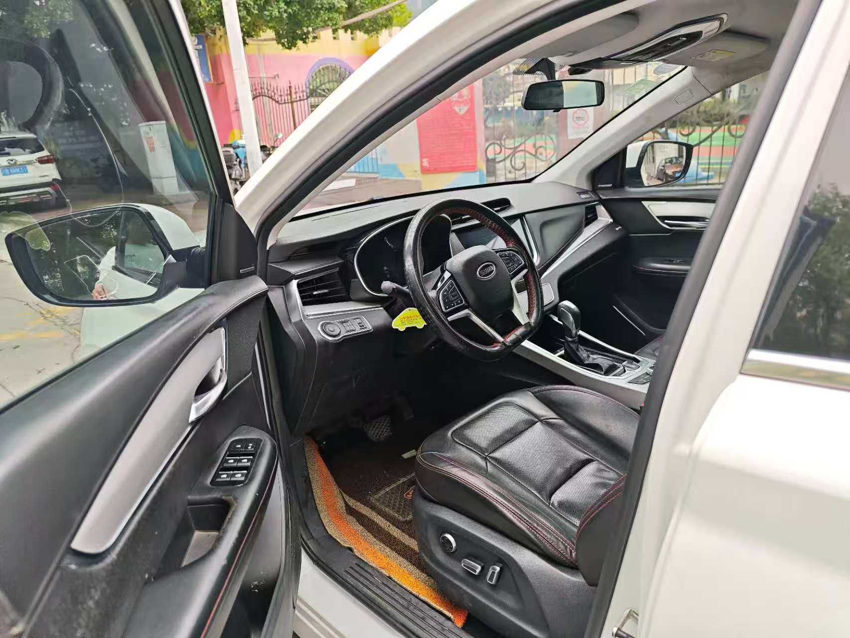 SWM斯威汽车 SWM斯威G01 2019 汽车图片 #5