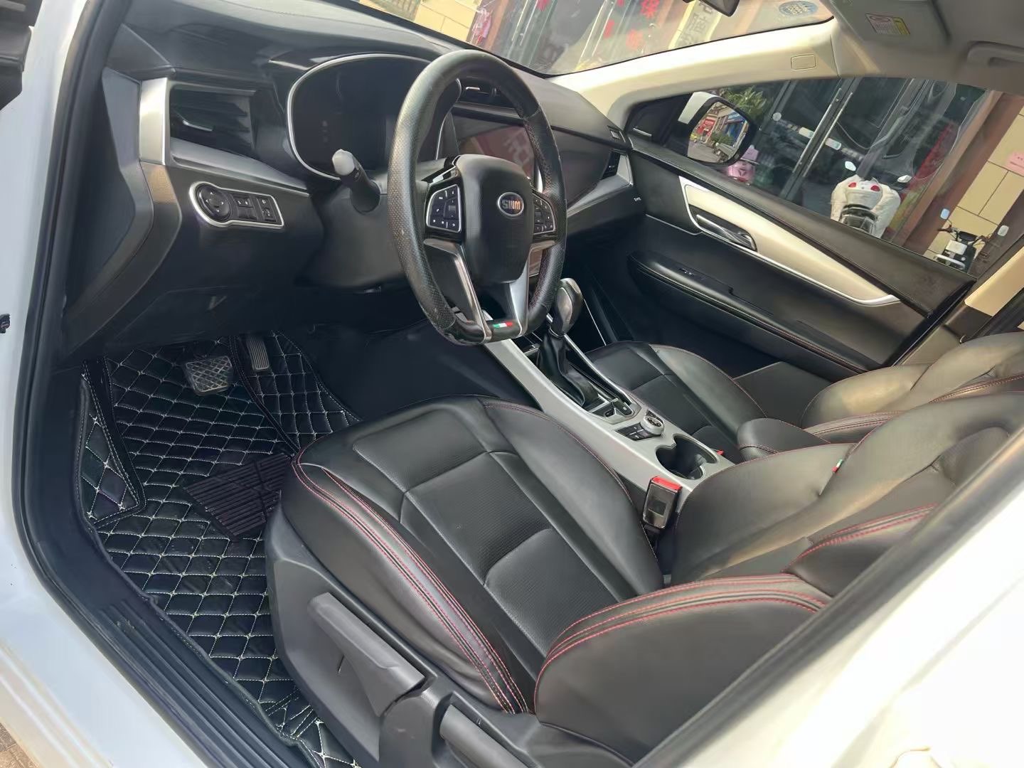 SWM斯威汽车 SWM斯威G01 2019 汽车图片 #5