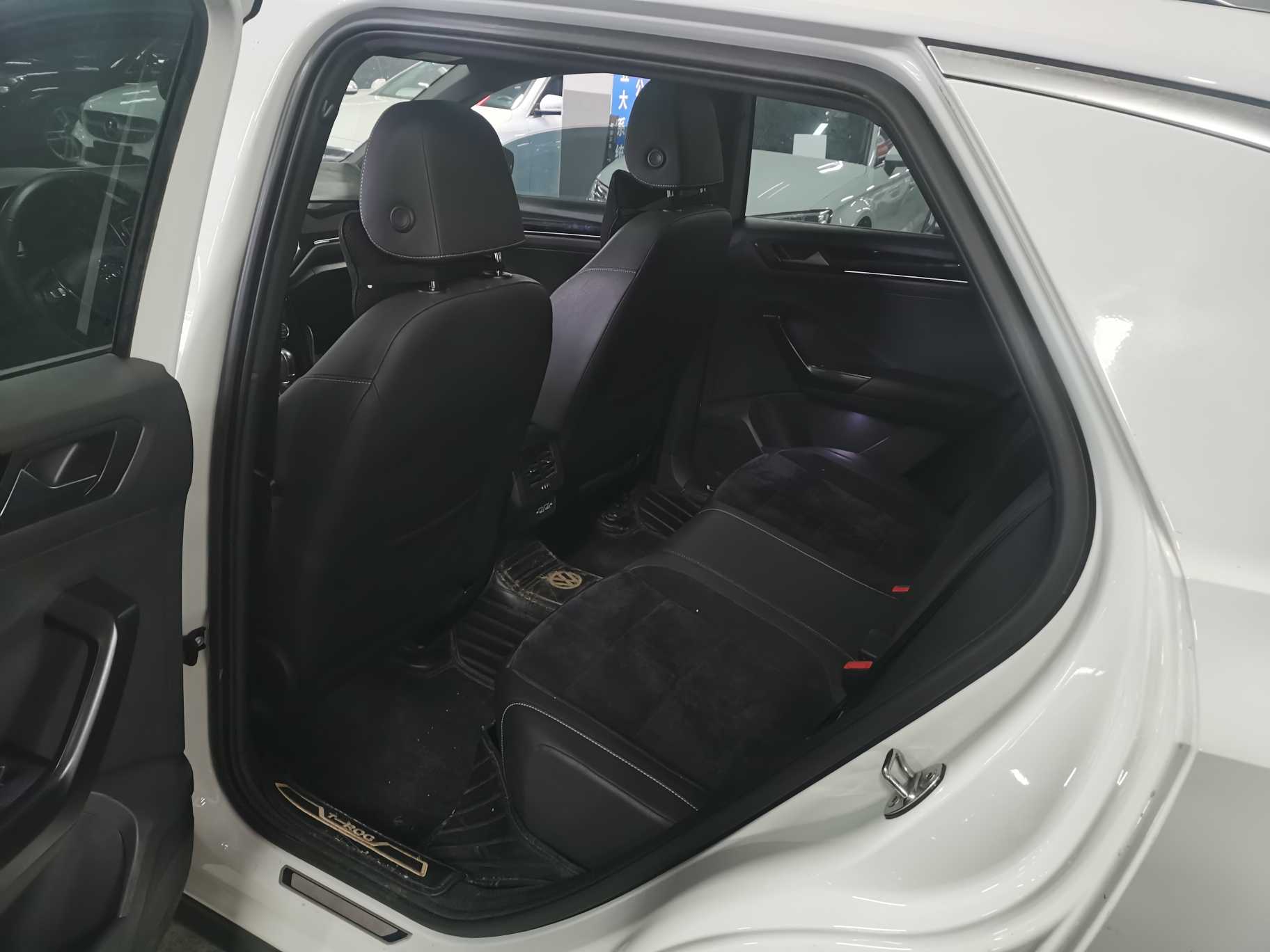 T-Roc 2018 #5 T-Roc 2018 car image #5