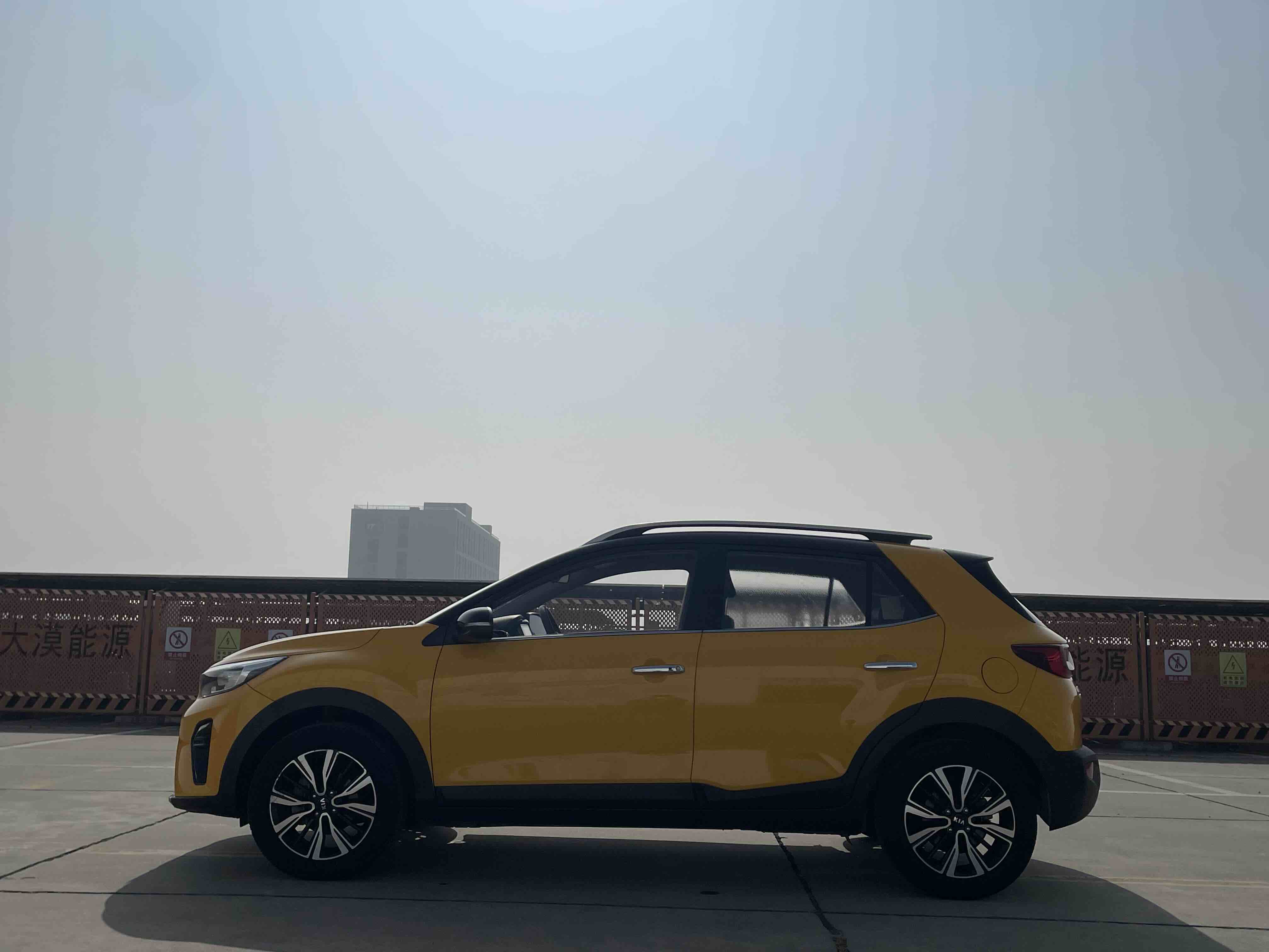 Kia KX1 2018 car image #5