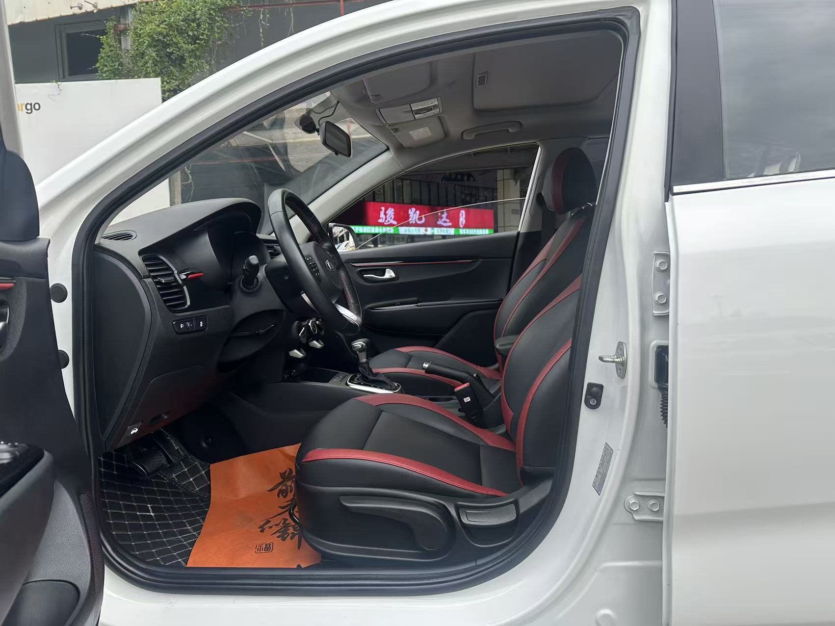 Kia Rio Cross 2018 صورة سيارة #5