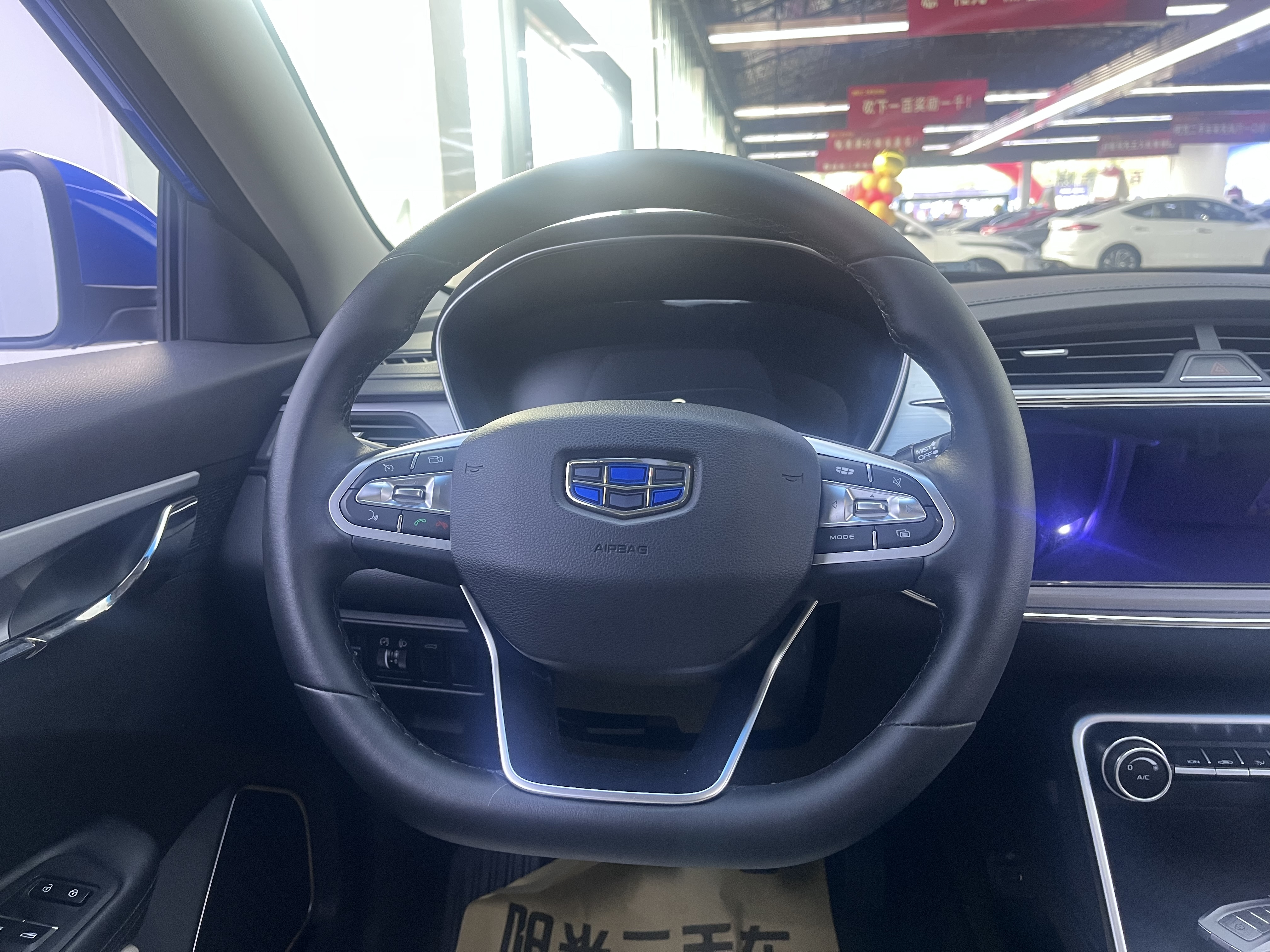 GEELY 2019 car image #5