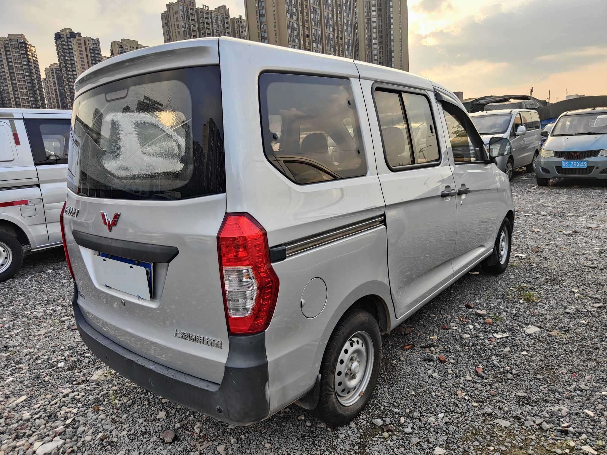 Wuling Zhiguang V 2018 car image #5