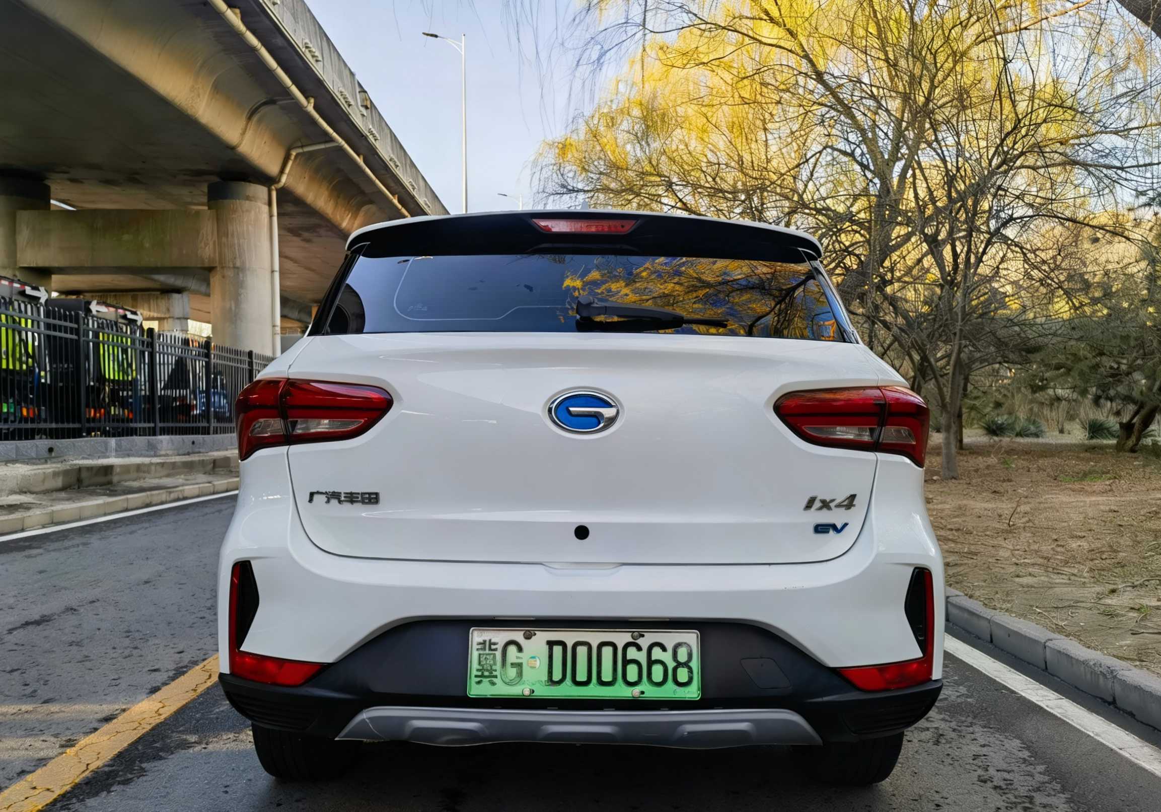 GAC ix4 2018 car image #5