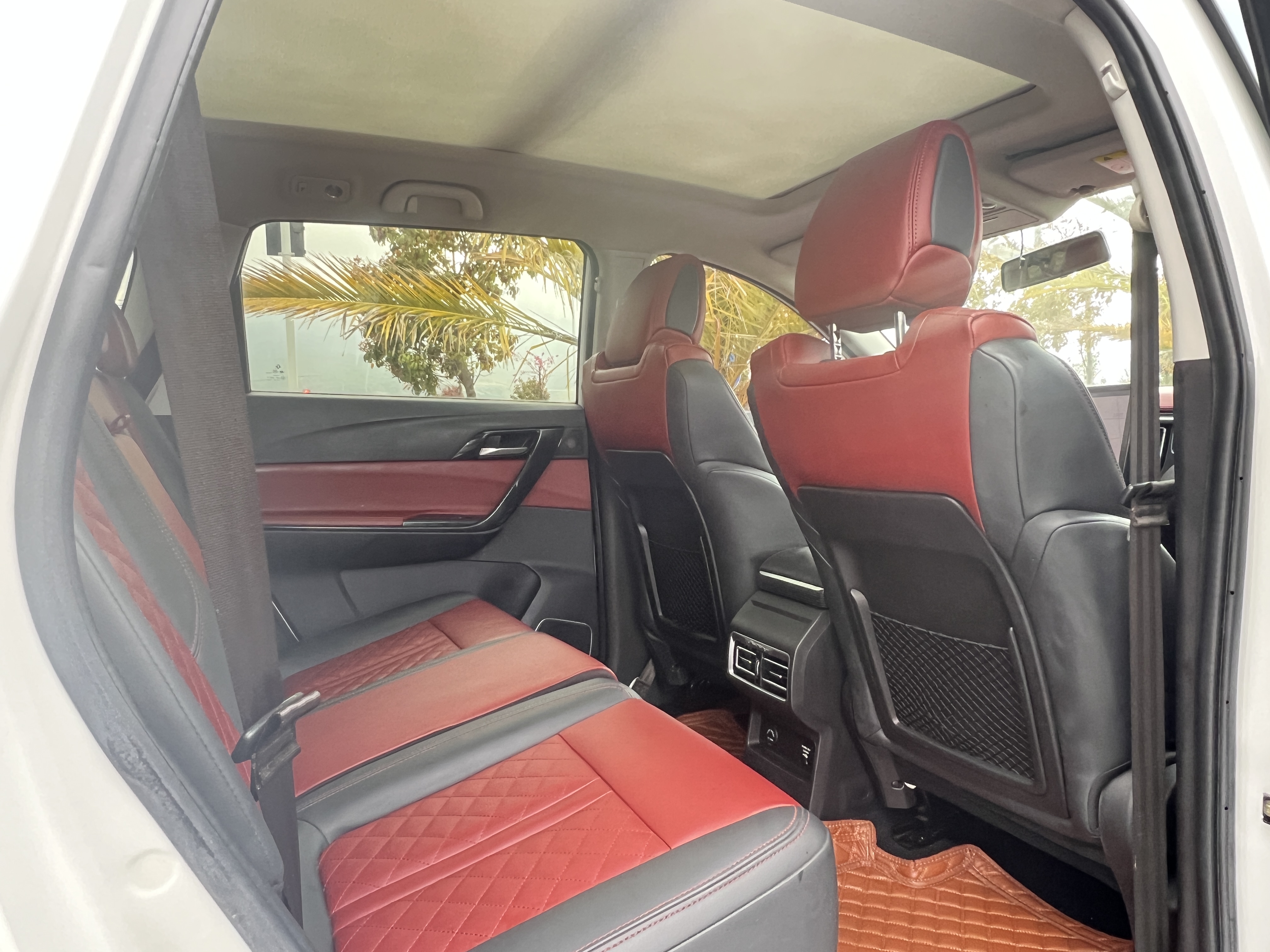T5 2019 #5 T5 2019 car image #5