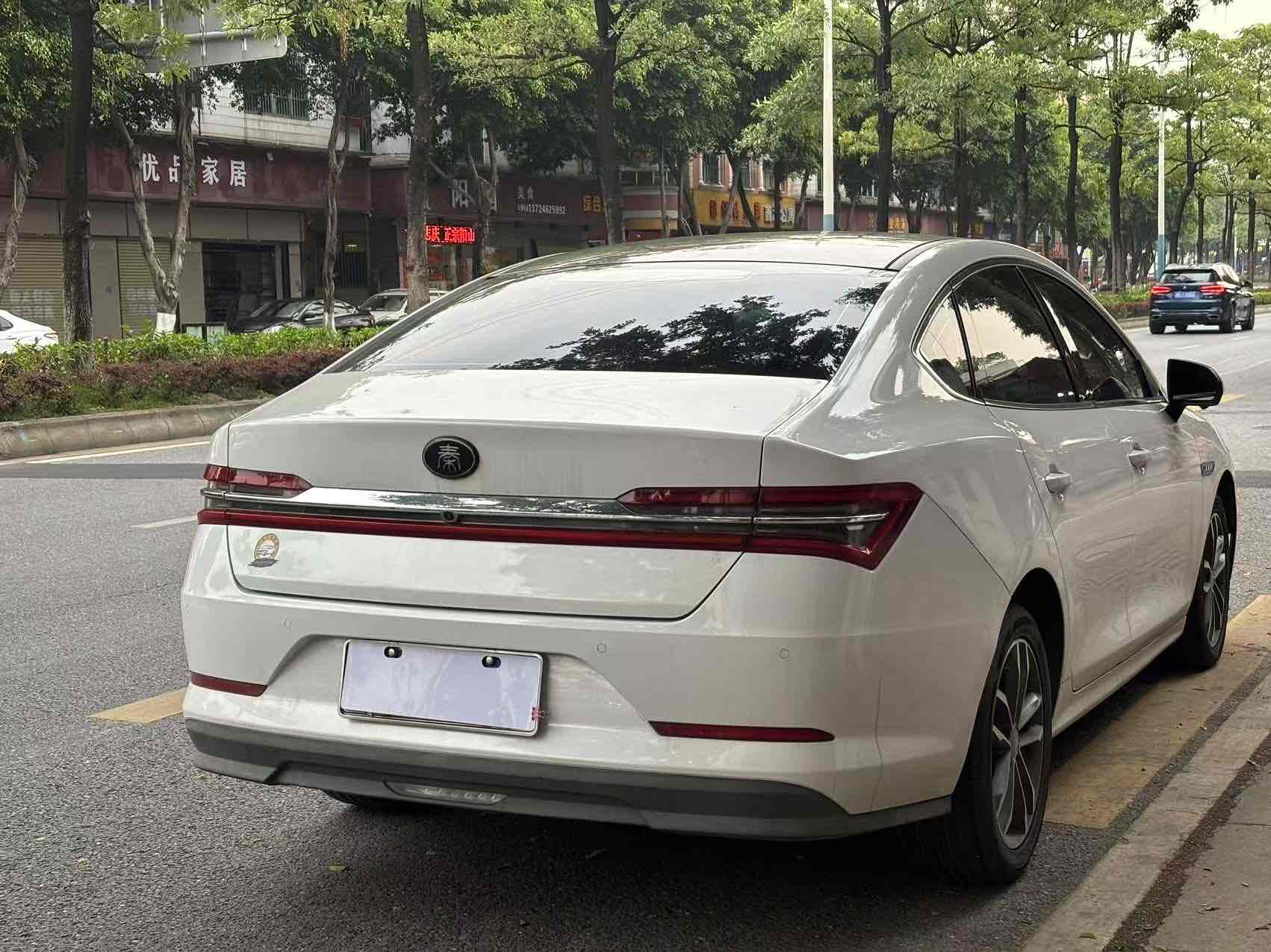 BYD Qin Pro 2018 #5 BYD Qin Pro 2018 car image #5