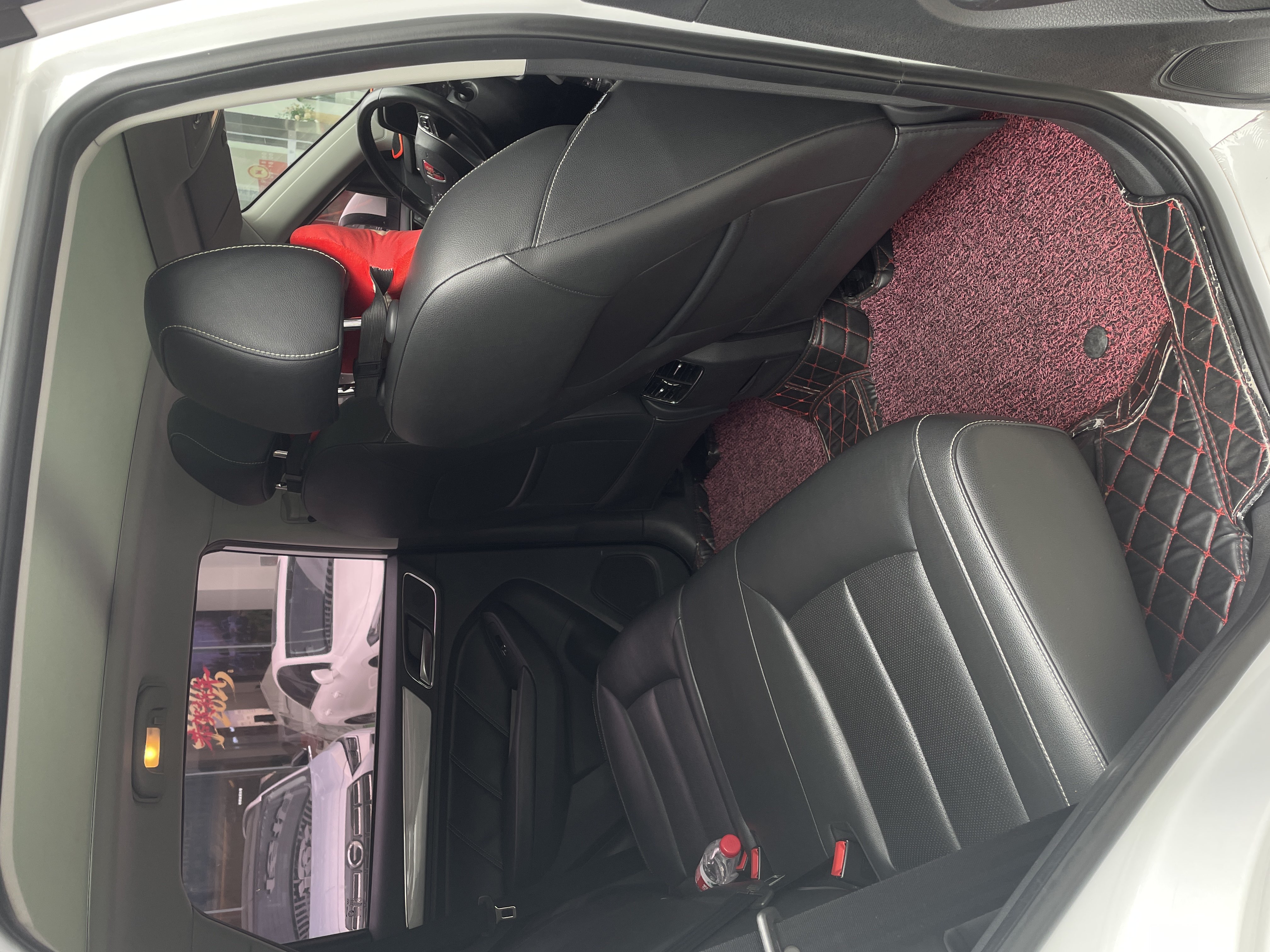 Roewe RX5 2019 изображение автомобиля #5