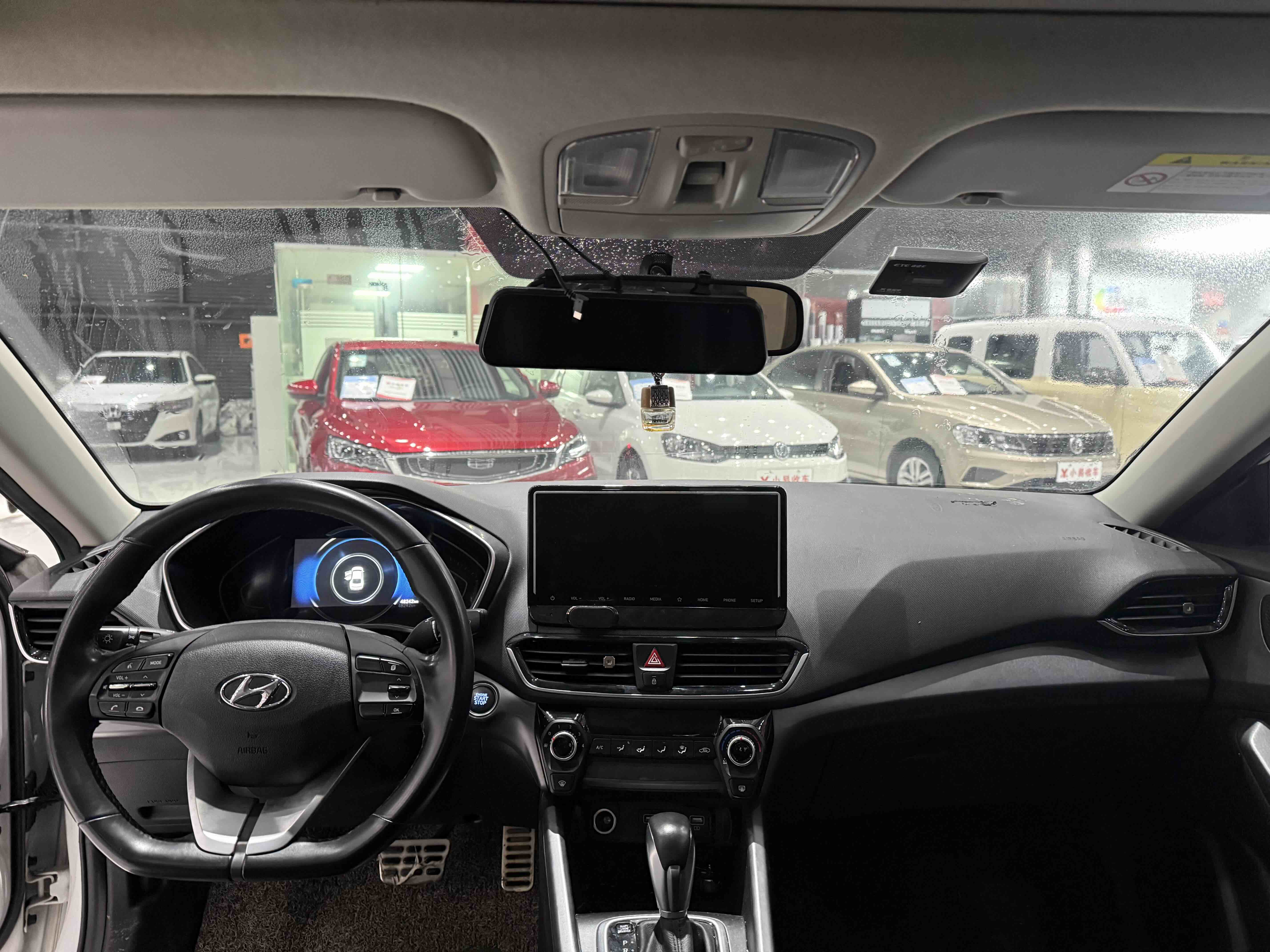 Hyundai Lafesta 2020 car image #5