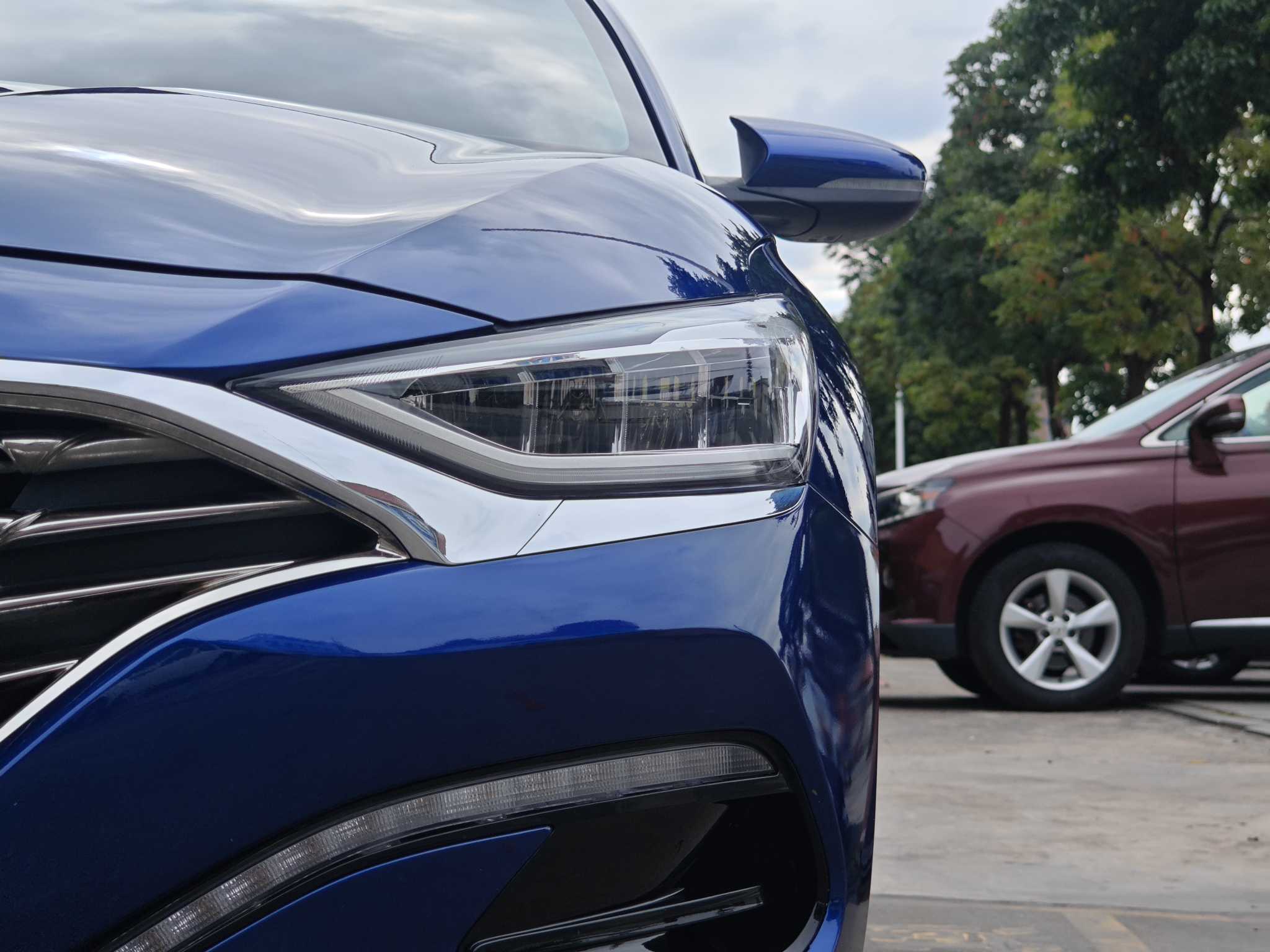 Hyundai Lafesta 2020 car image #5