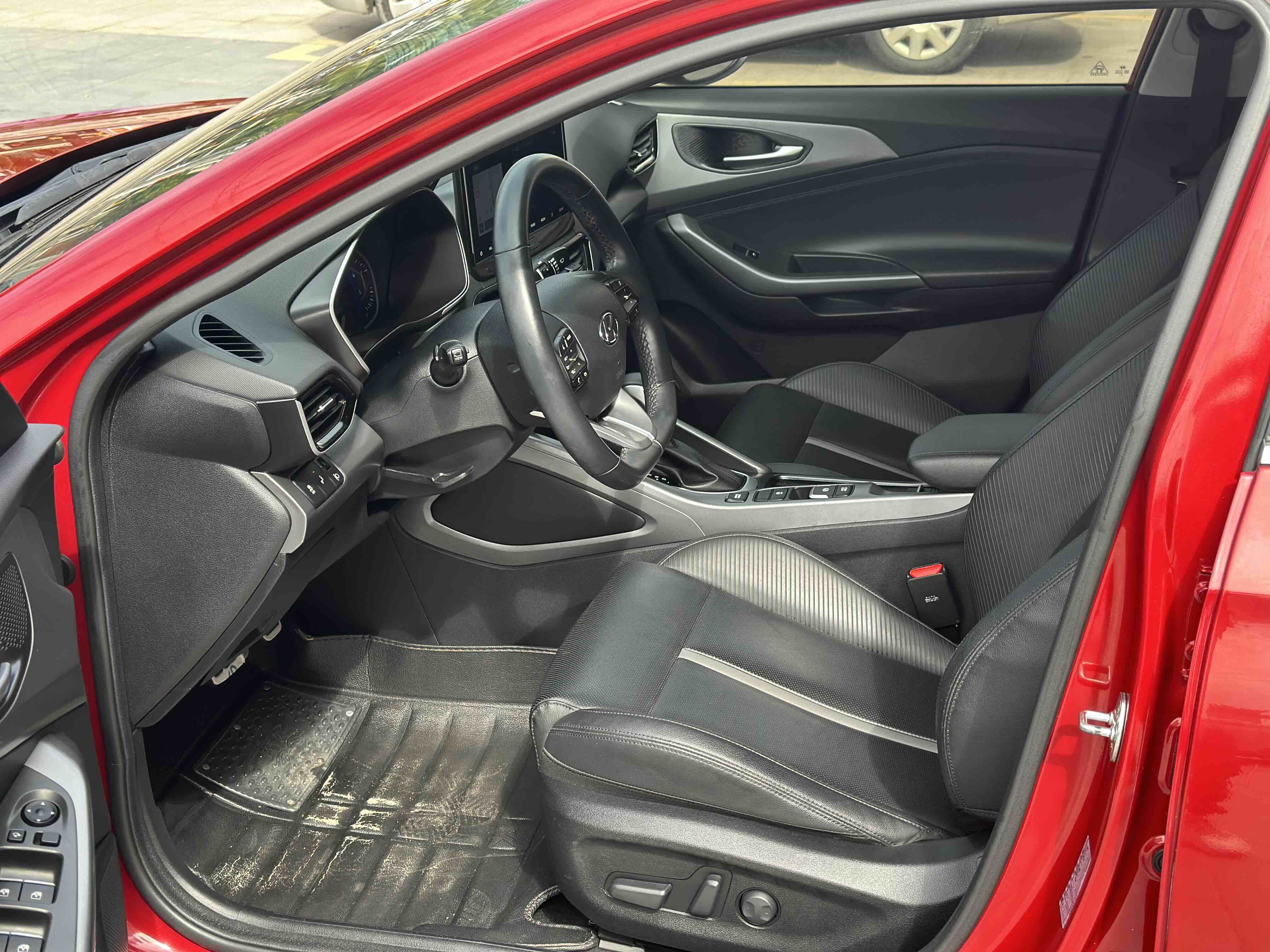 Hyundai Lafesta 2020 car image #5