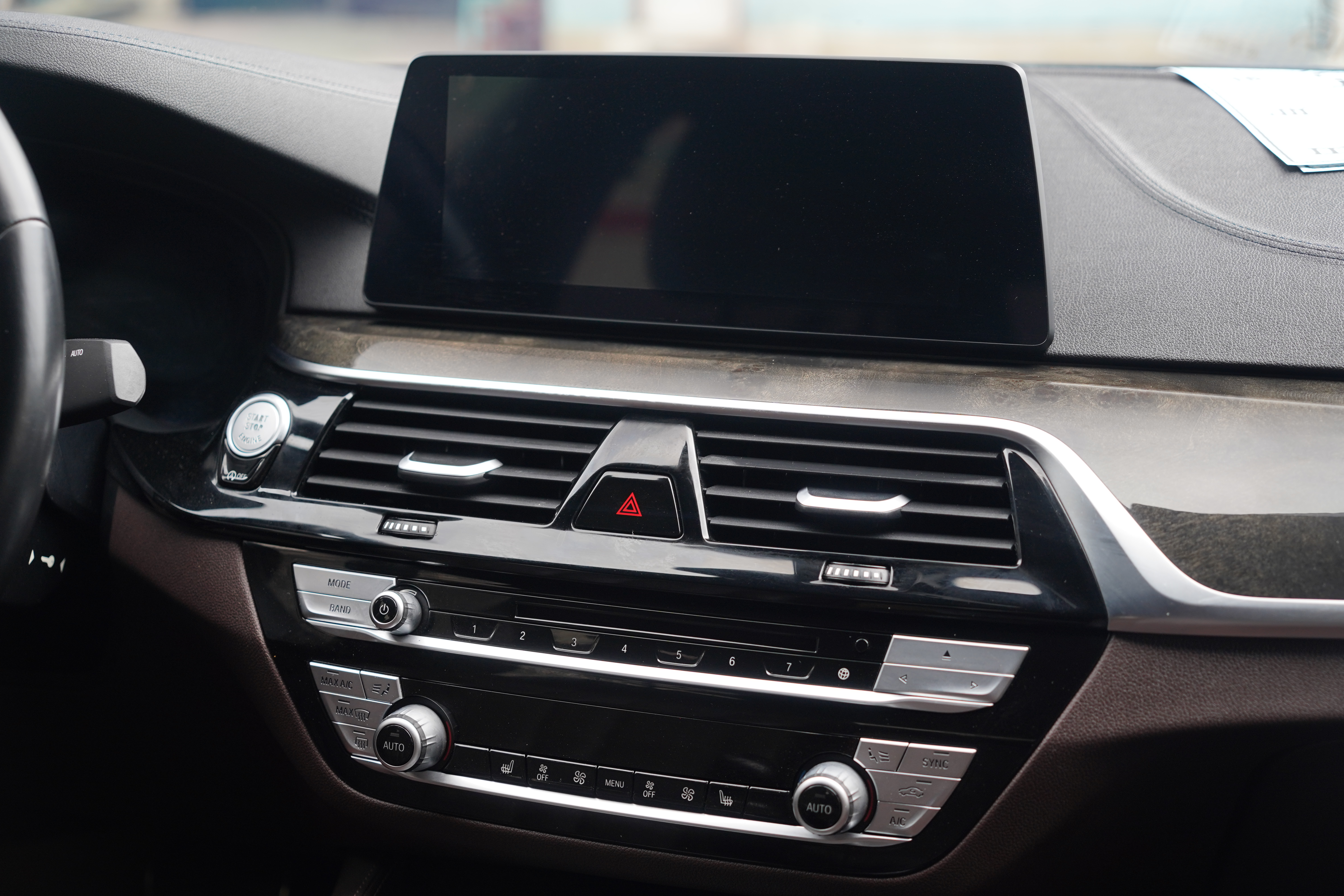 BMW 5 Series 2019 car image #5