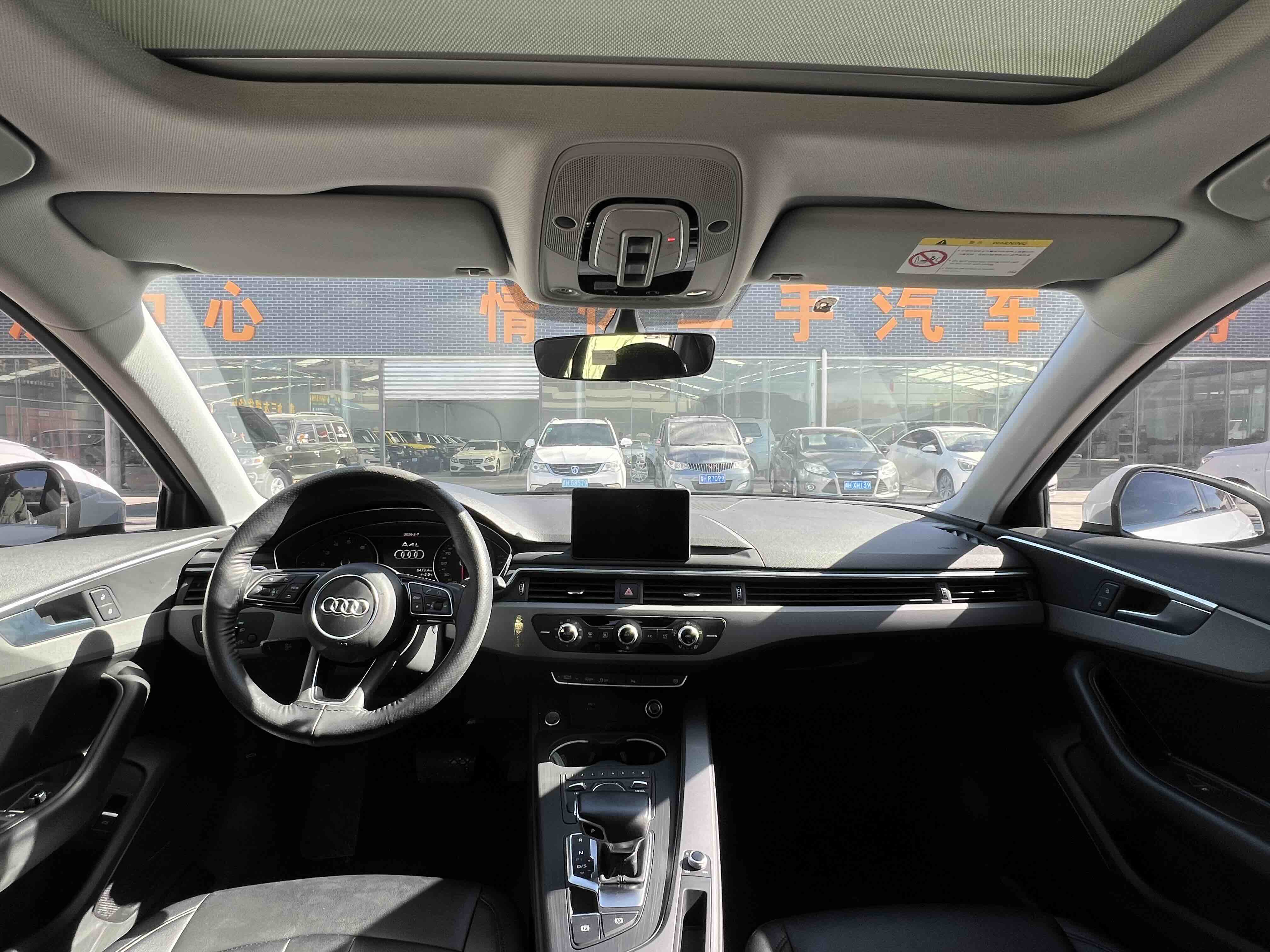 Audi A4L 2019 #5 Audi A4L 2019 car image #5