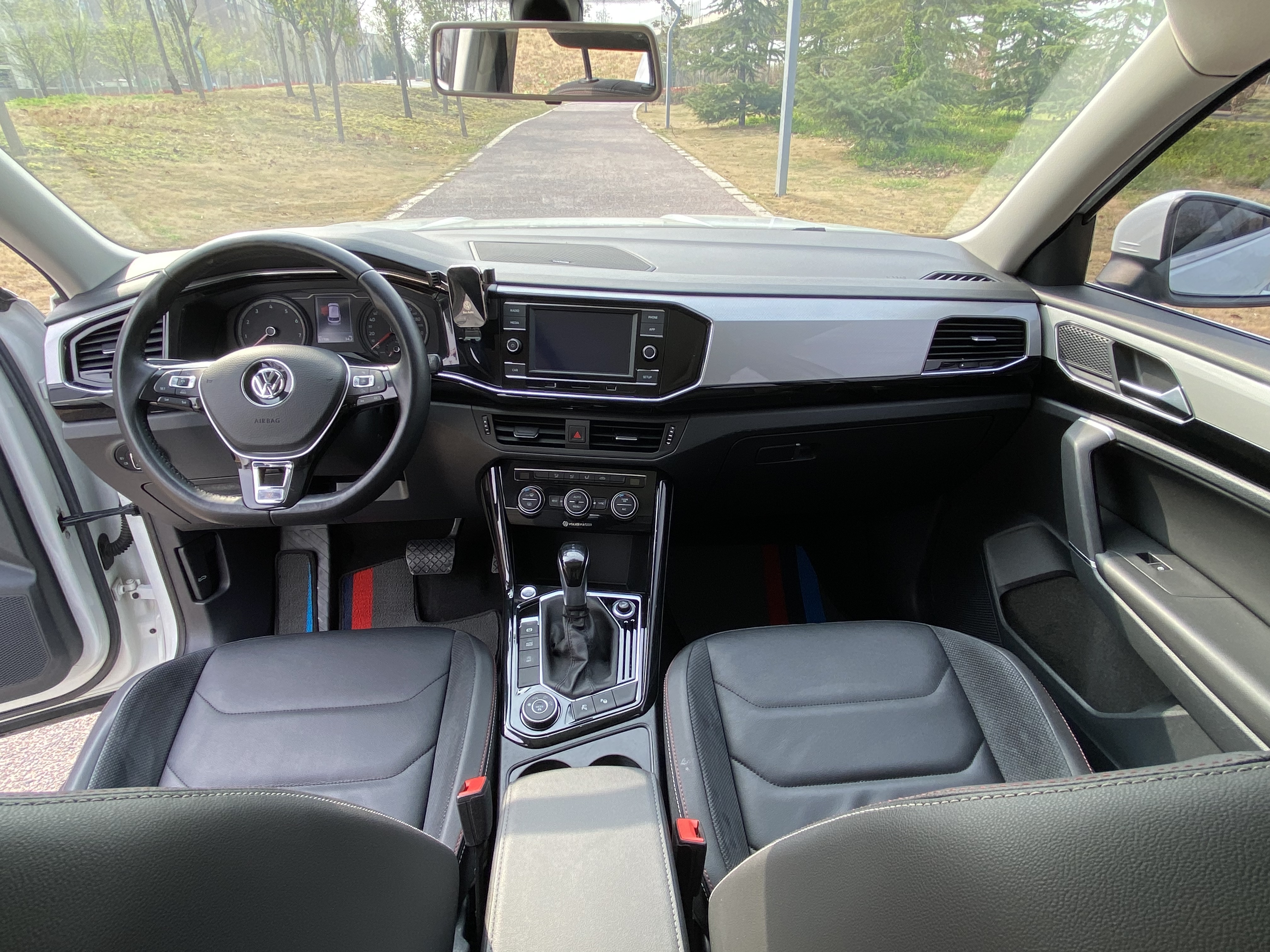 Volkswagen Tayron 2020 immagine di auto #5