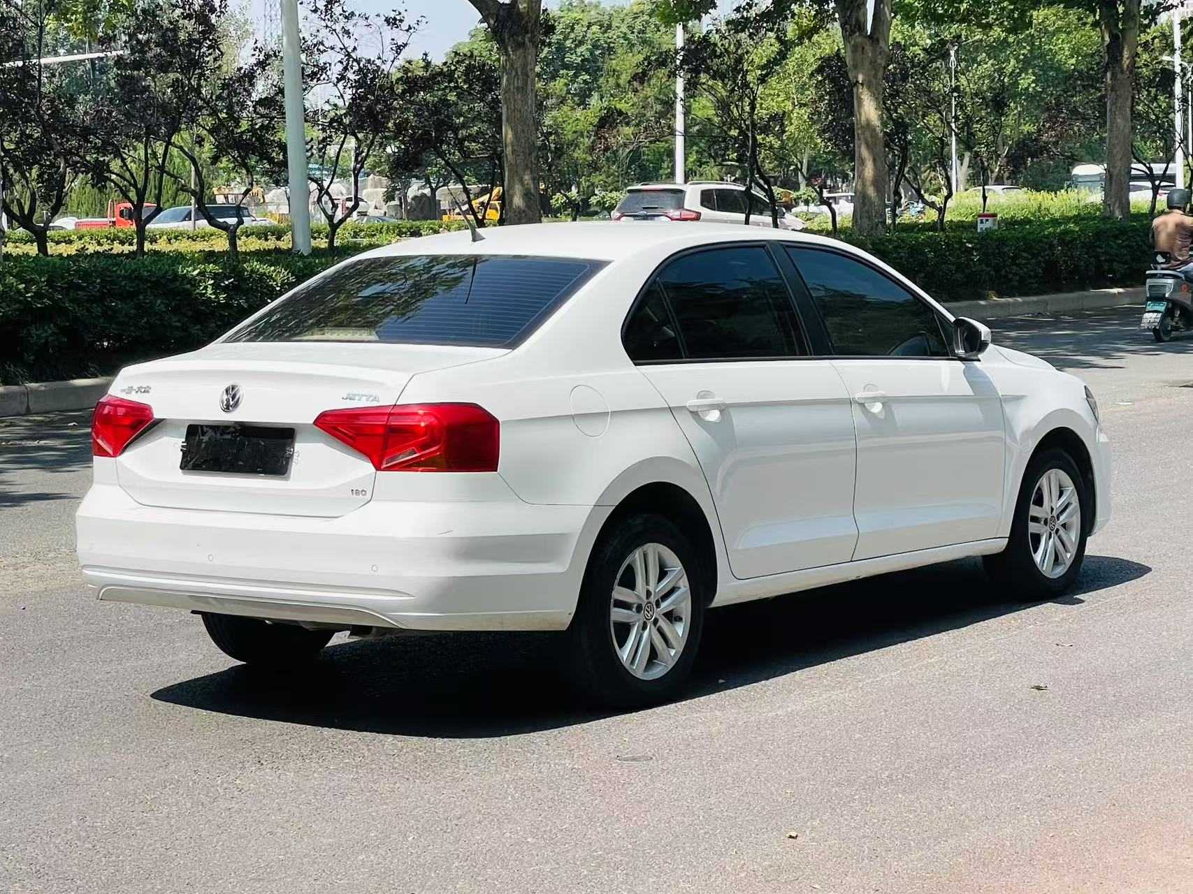 Jetta Jetta 2019 #5 Jetta Jetta 2019 car image #5