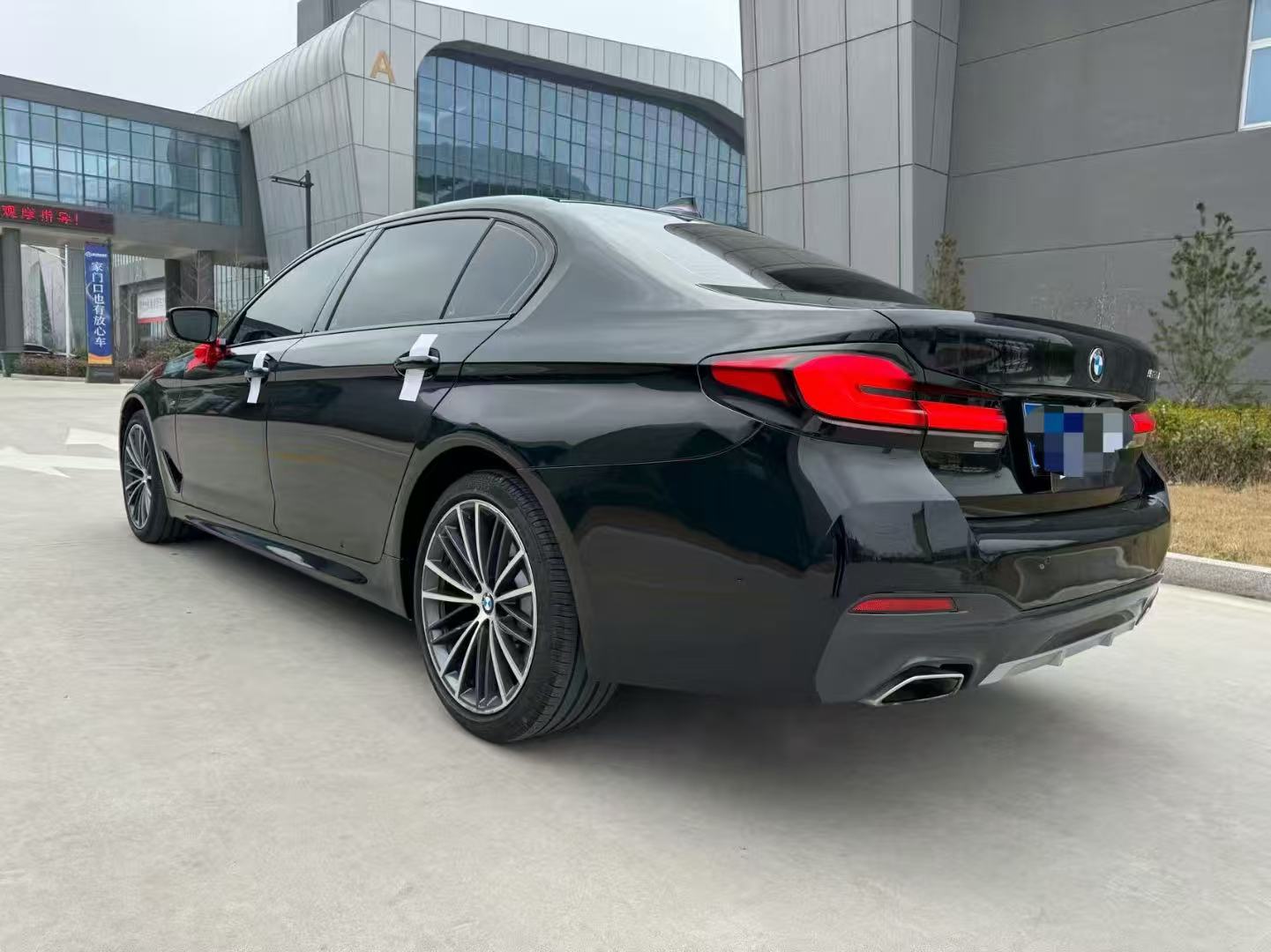 BMW 5 Series 2019 car image #5