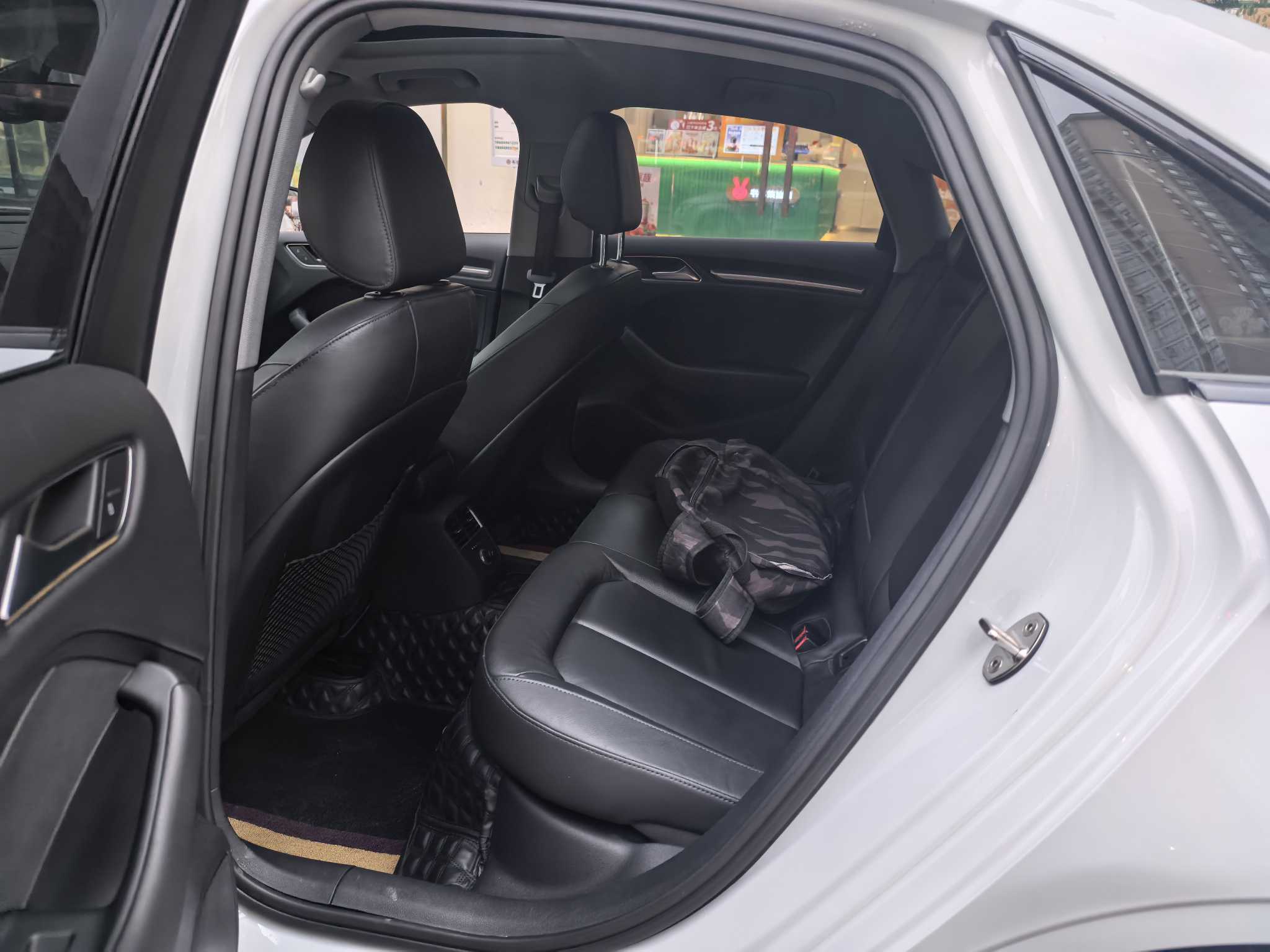 Audi A3 2019 imagen de coche #5