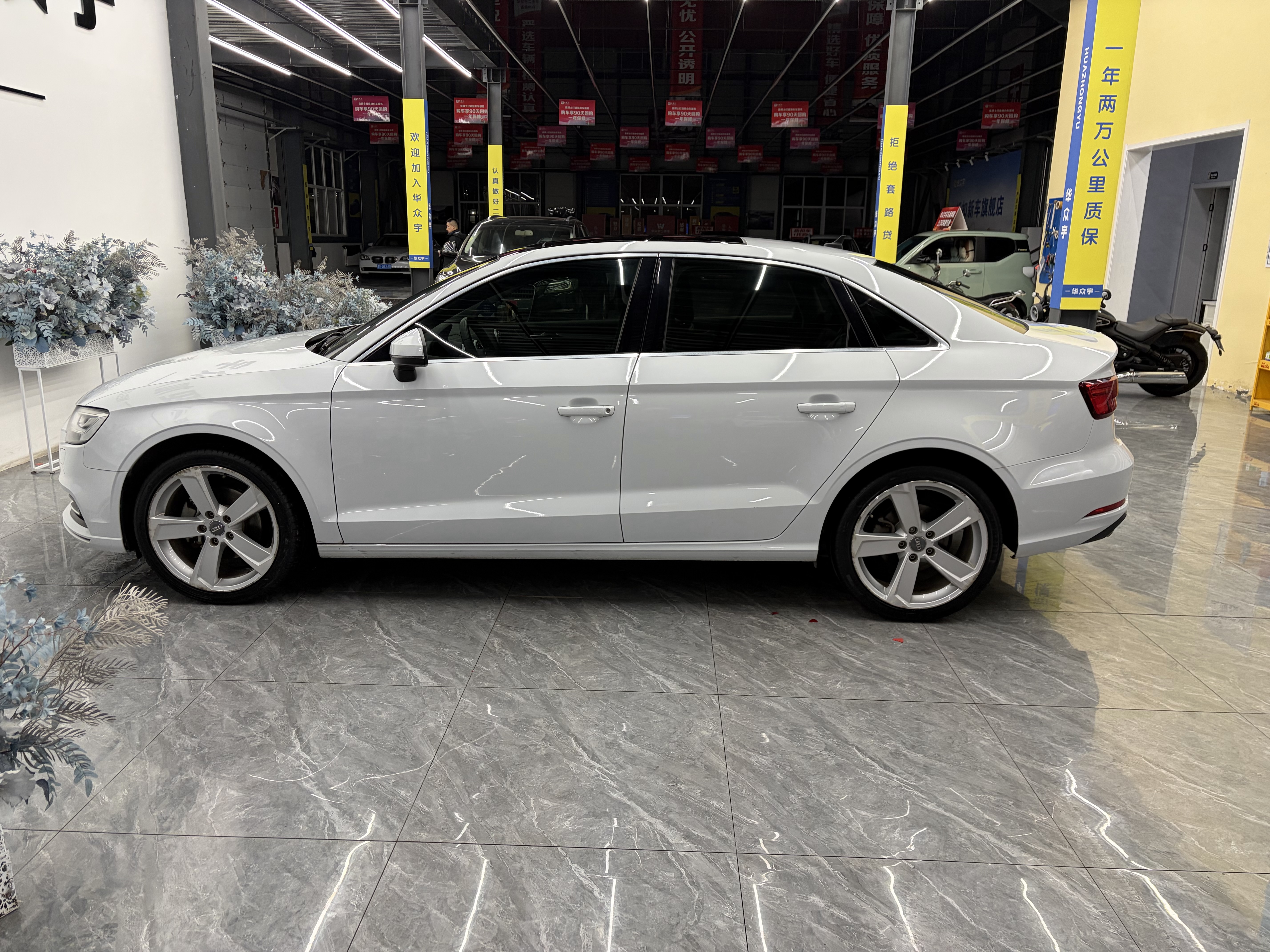 Audi A3 2019 car image #5