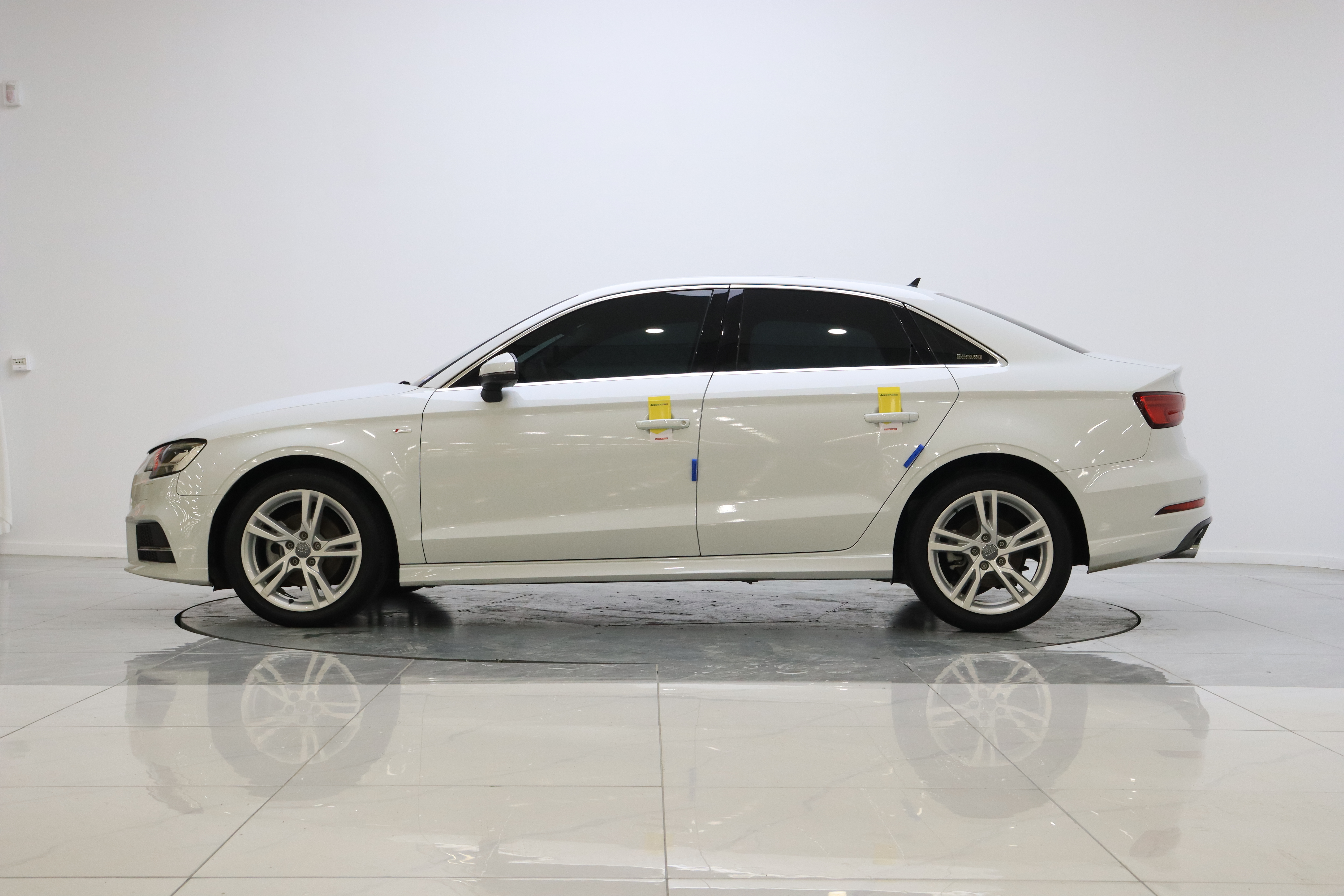 Audi A3 2019 car image #5
